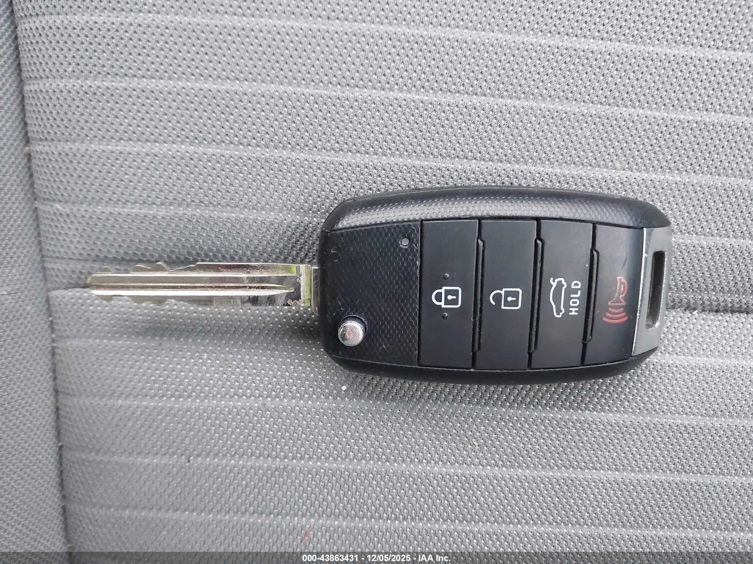 KIA FORTE image 11