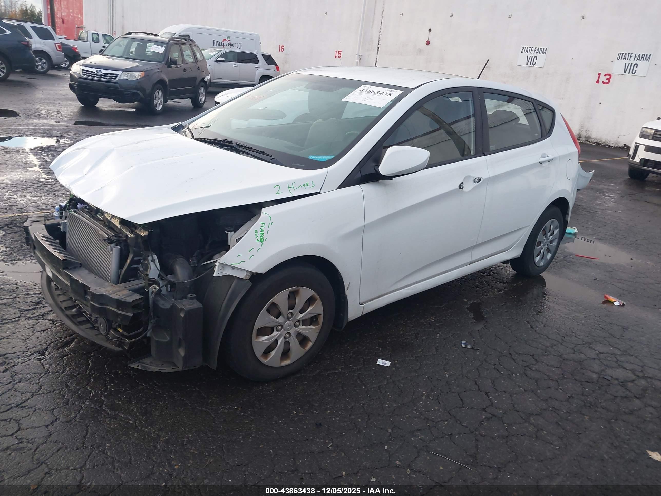 HYUNDAI ACCENT image 2