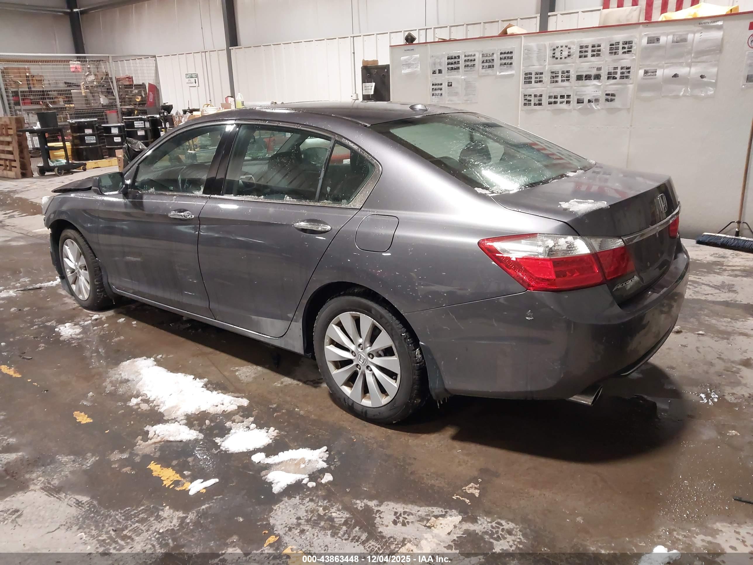 HONDA ACCORD image 3