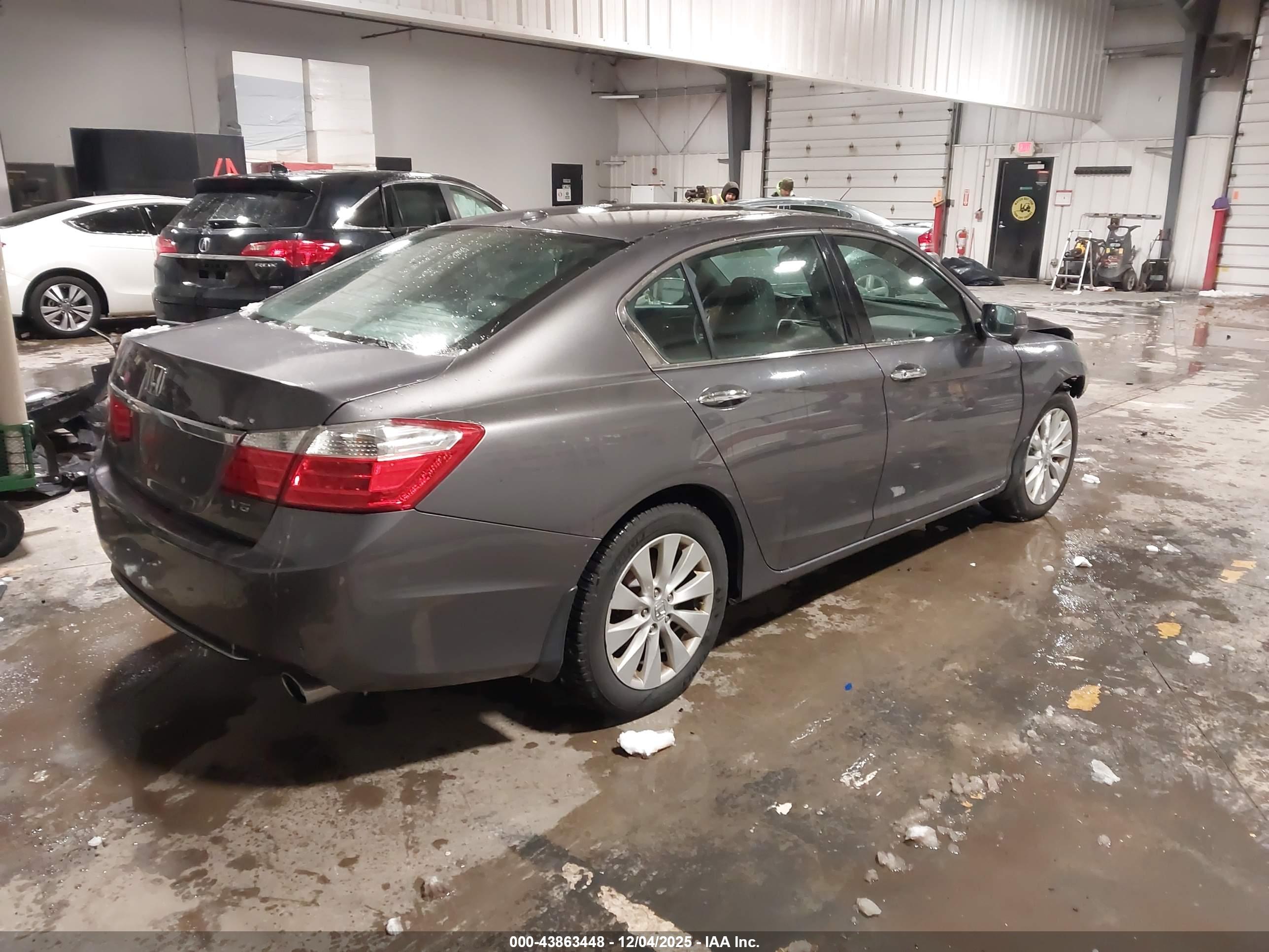 HONDA ACCORD image 4