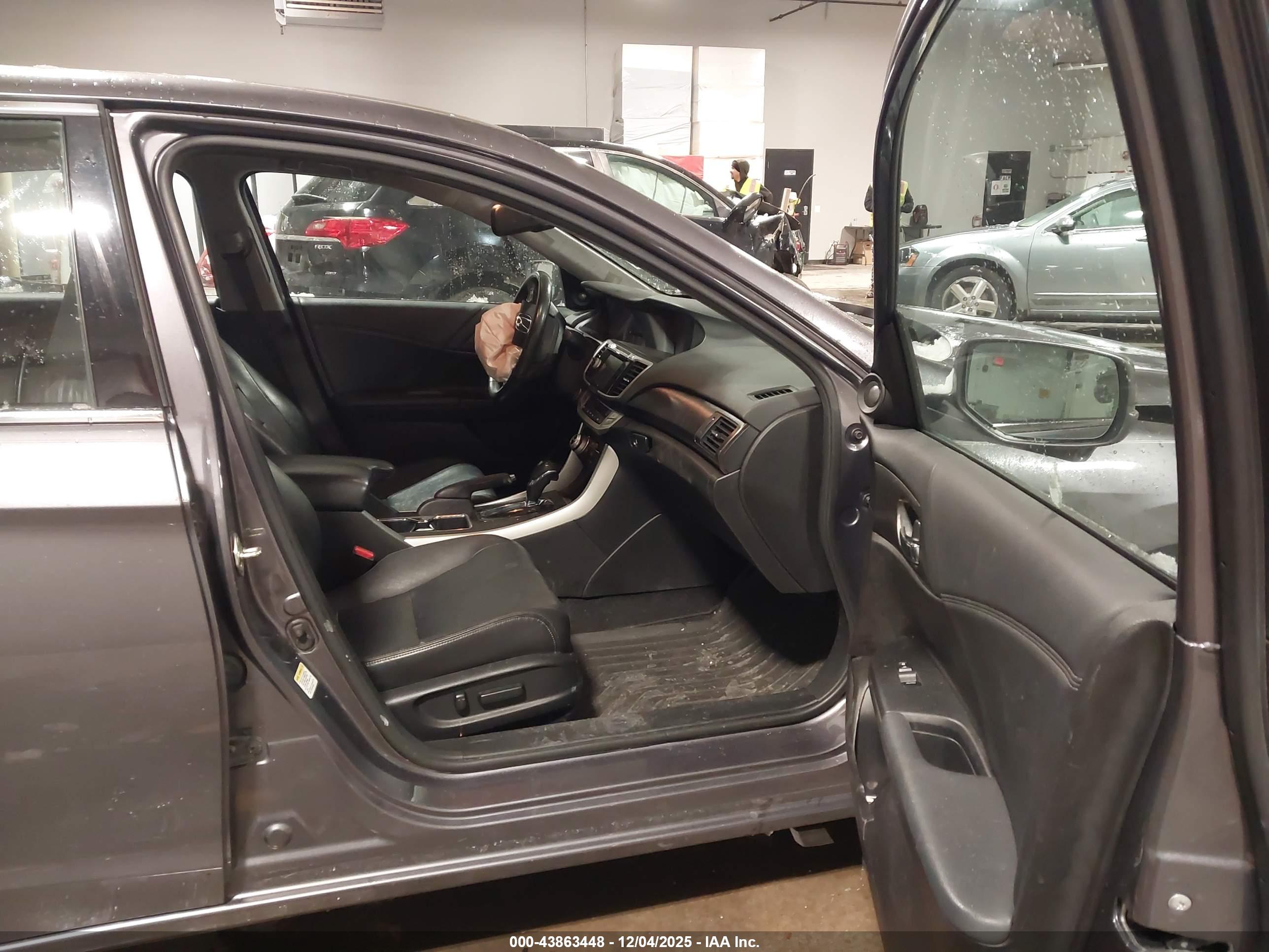HONDA ACCORD image 5