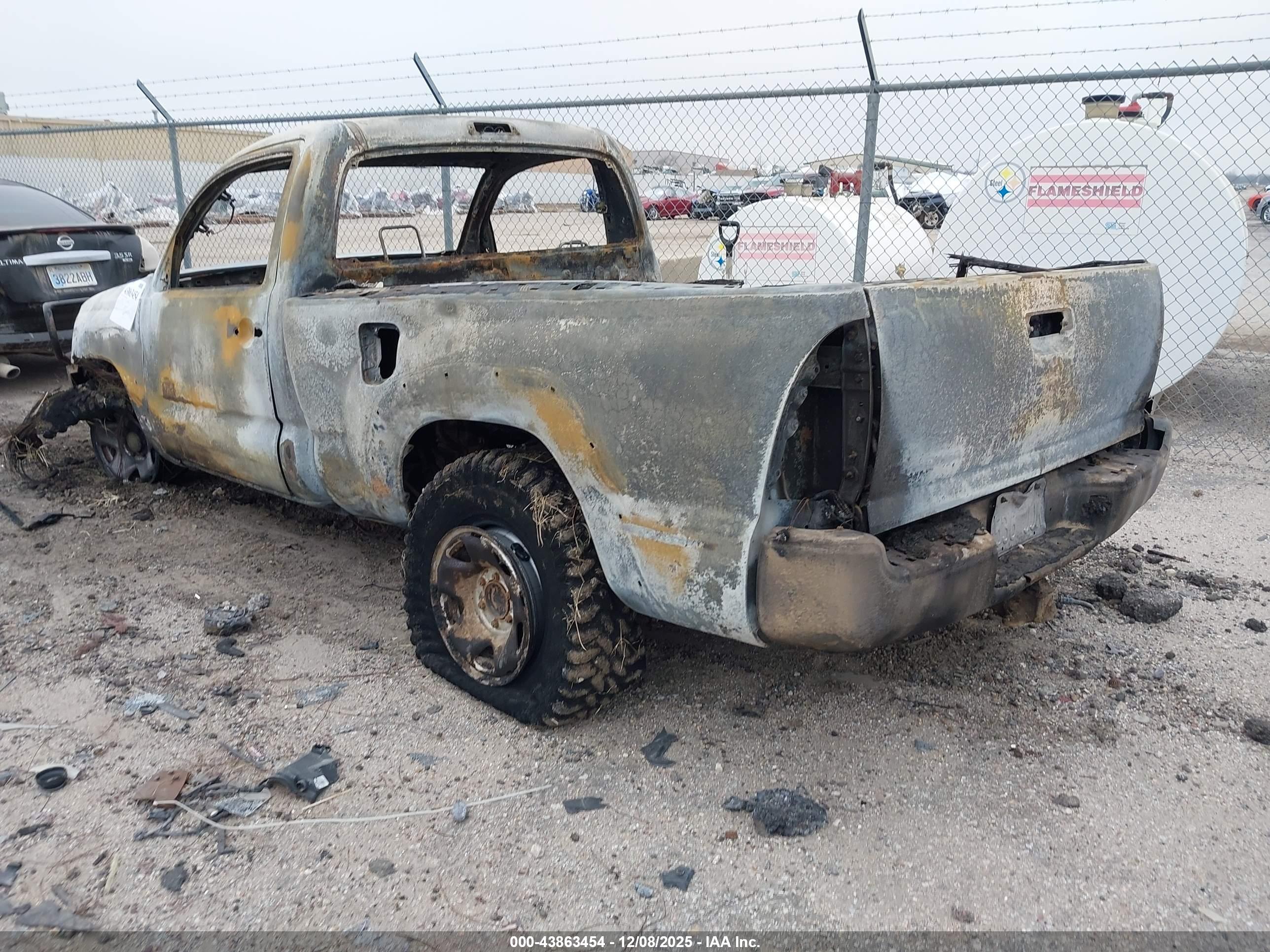 TOYOTA TACOMA image 3