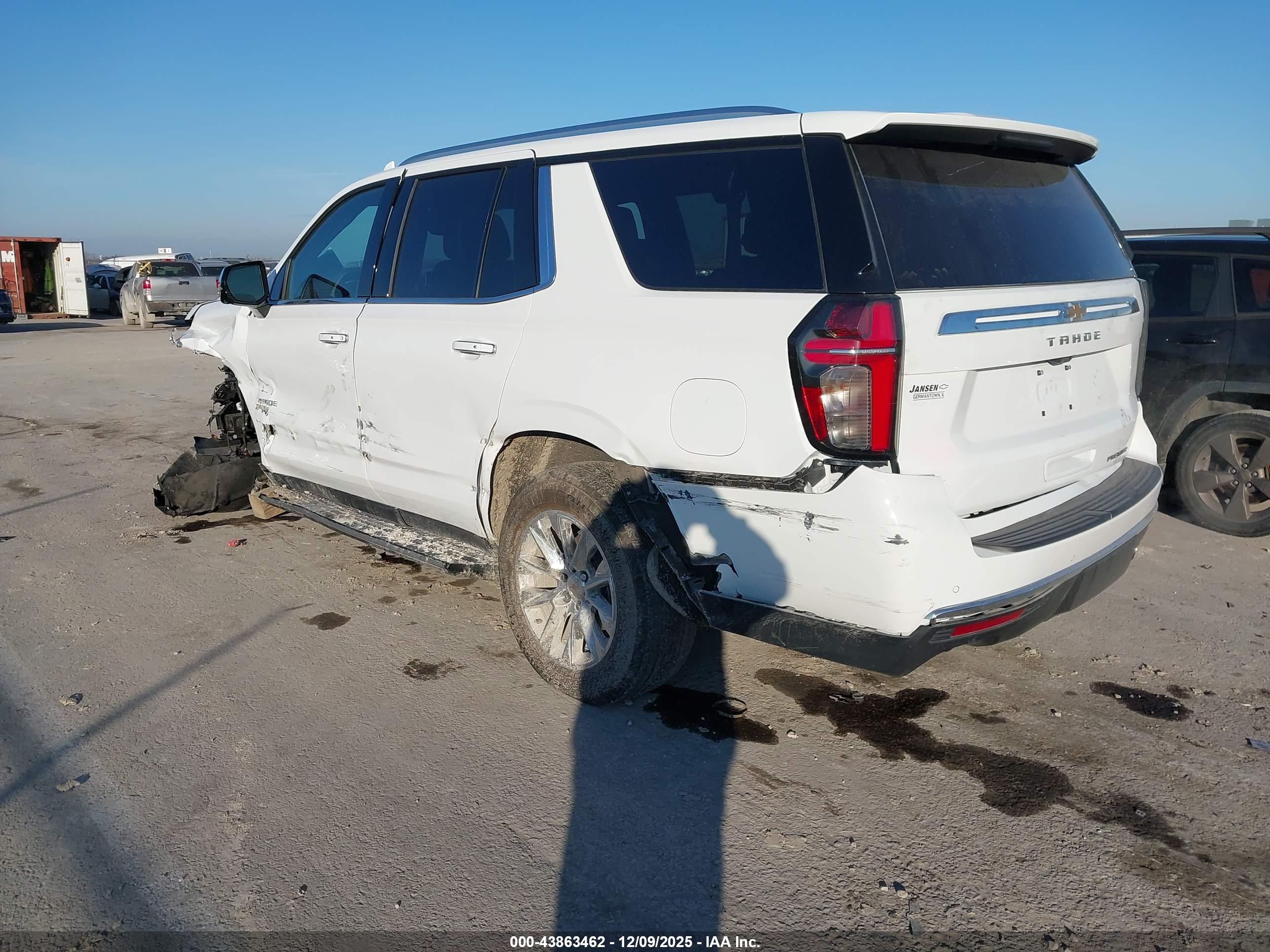 CHEVROLET TAHOE image 3