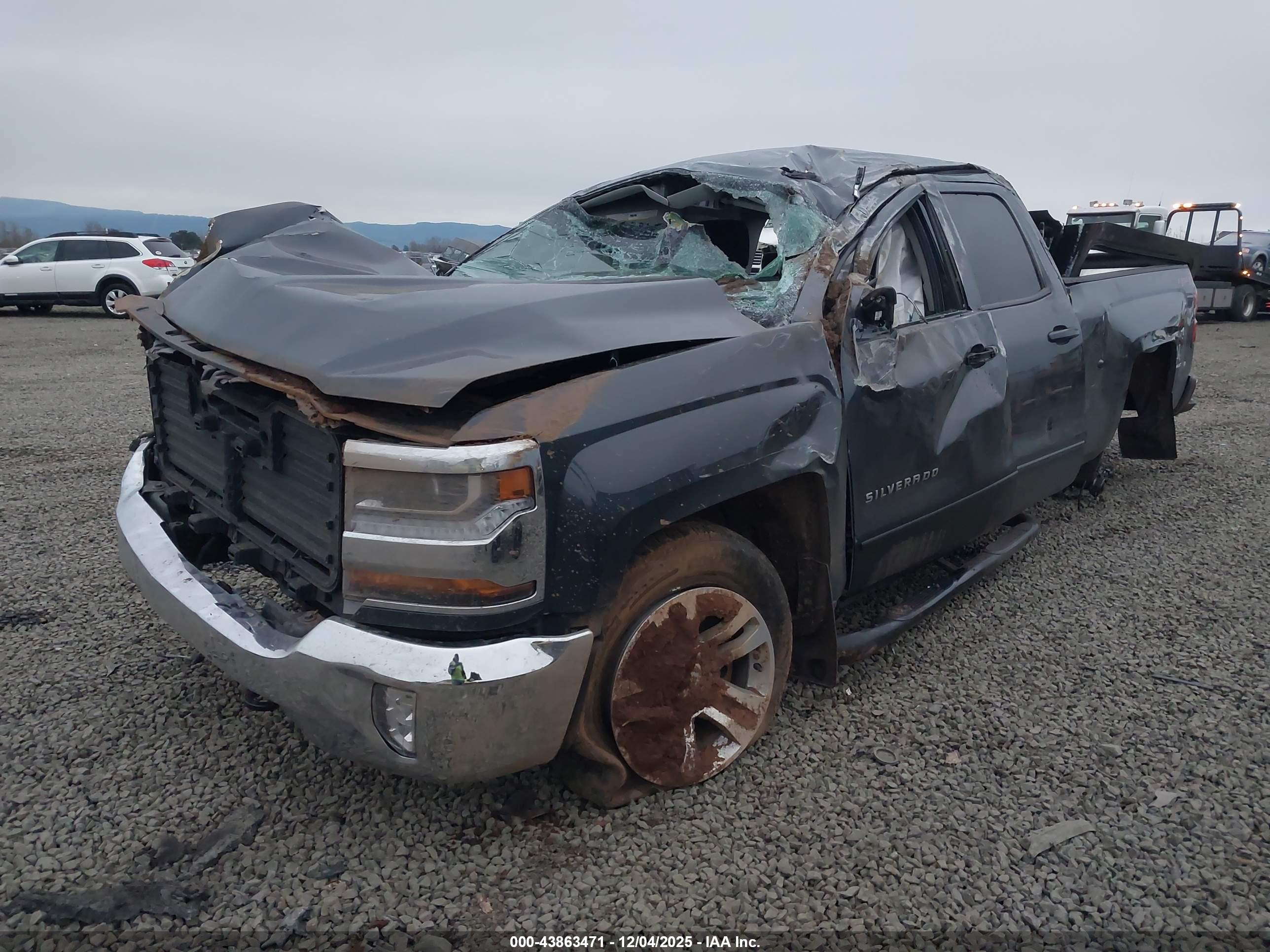 CHEVROLET SILVERADO image 2