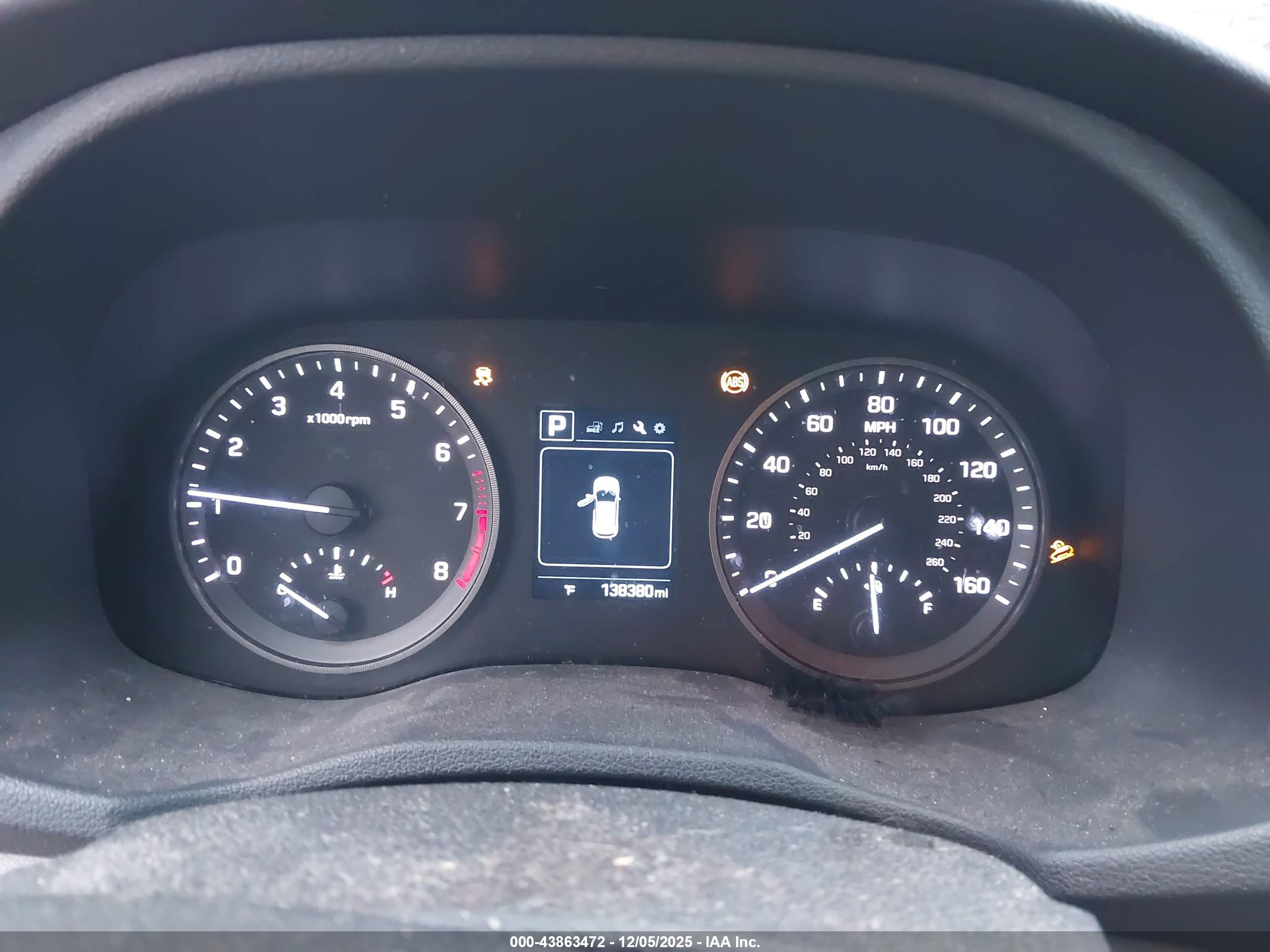 HYUNDAI TUCSON image 7