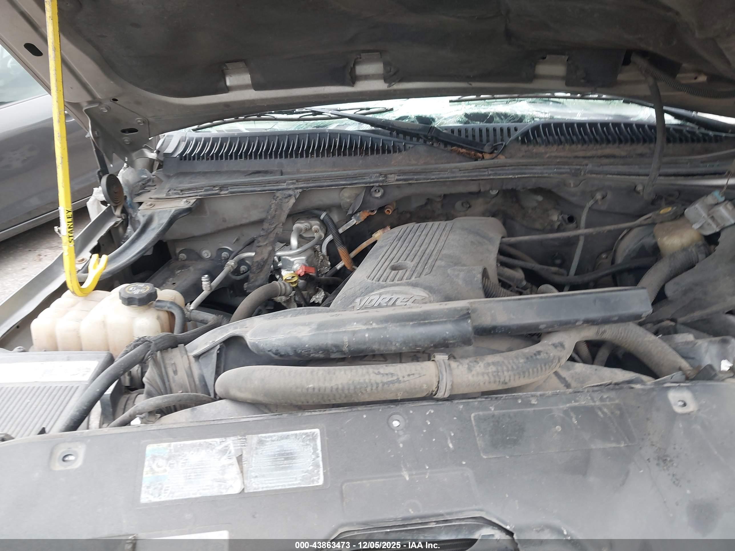 CHEVROLET TAHOE image 10