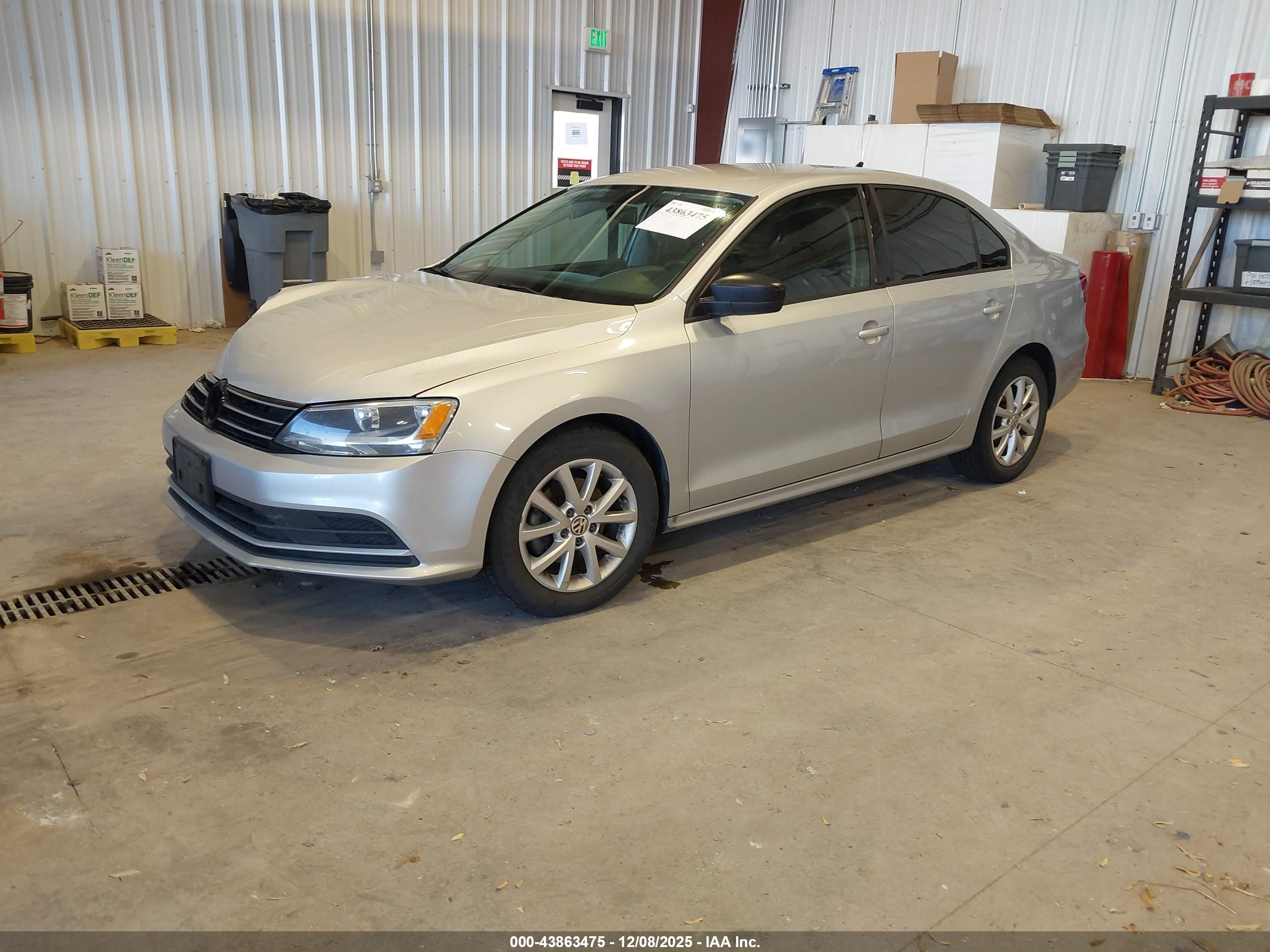 VOLKSWAGEN JETTA image 2