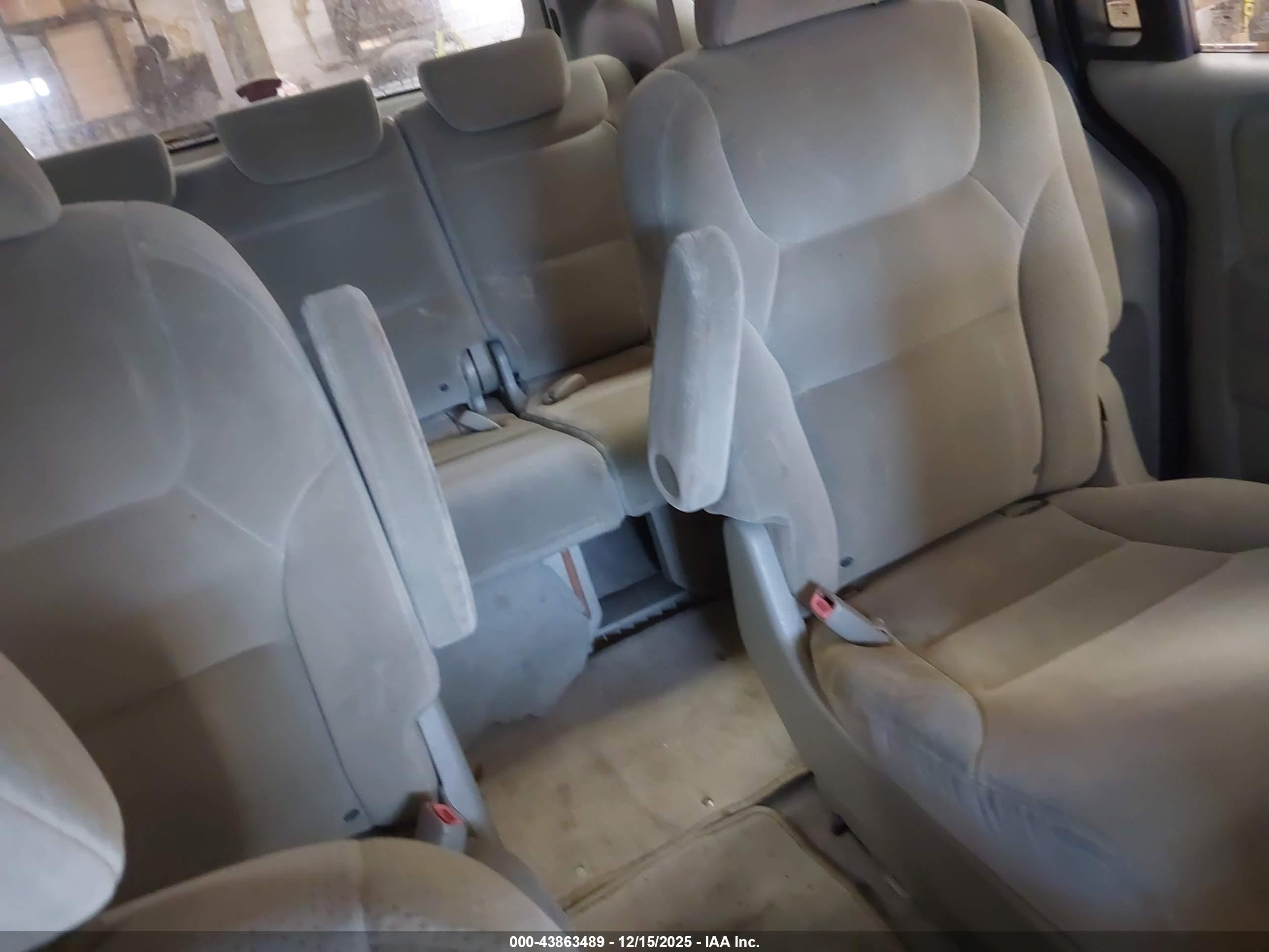 HONDA ODYSSEY image 8