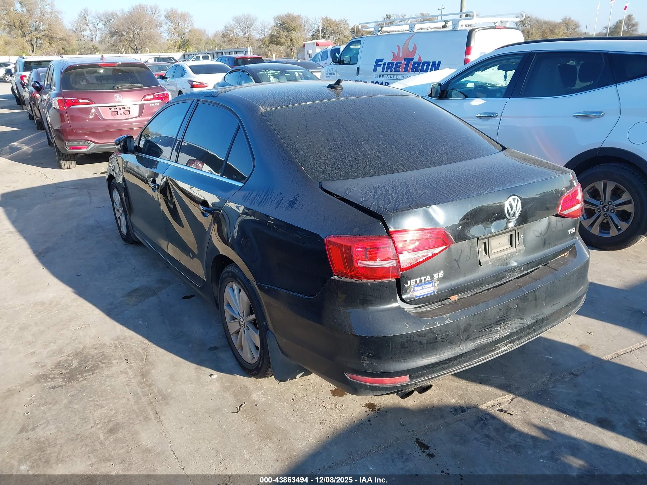 VOLKSWAGEN JETTA image 3
