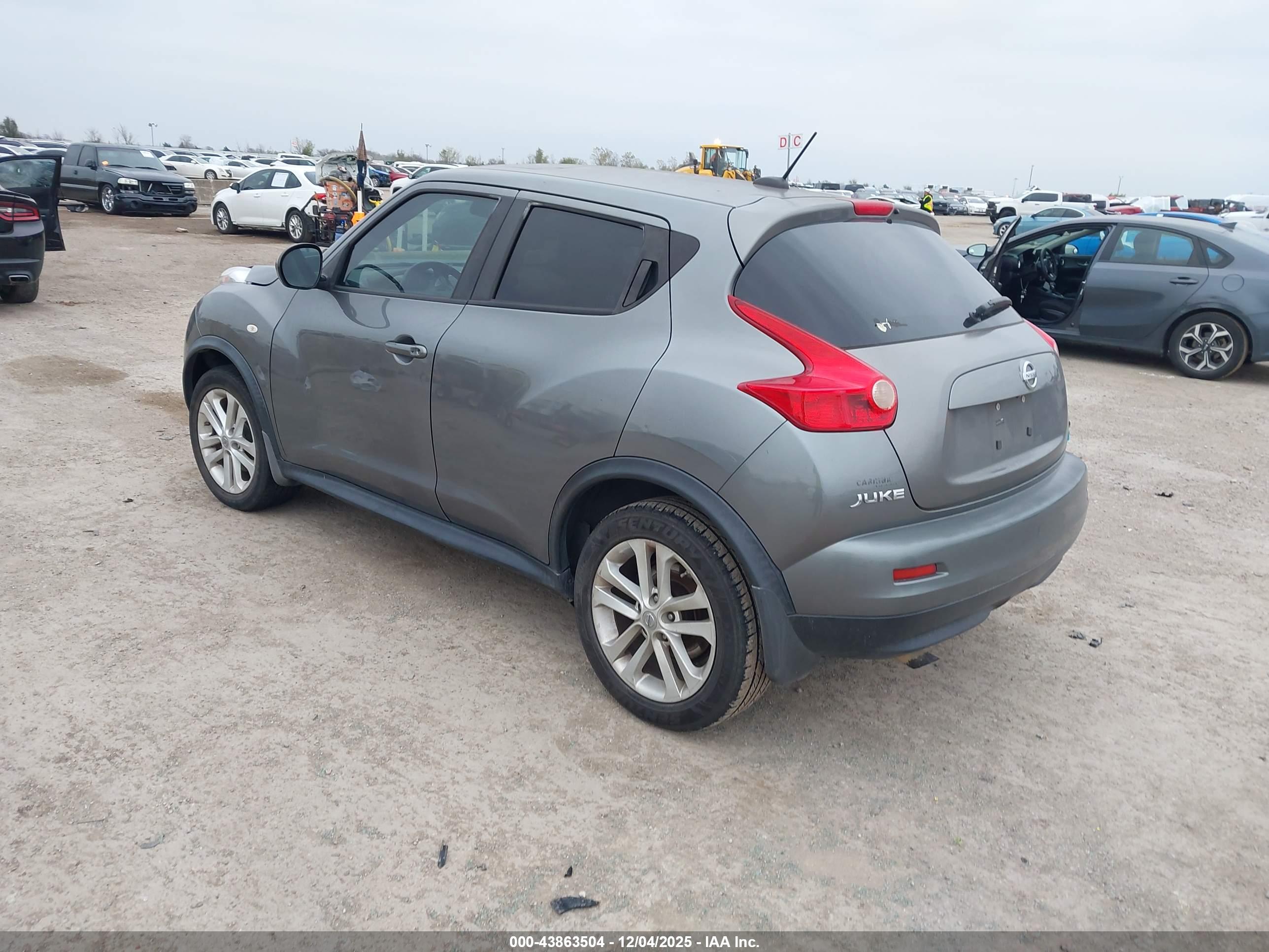 NISSAN JUKE image 3