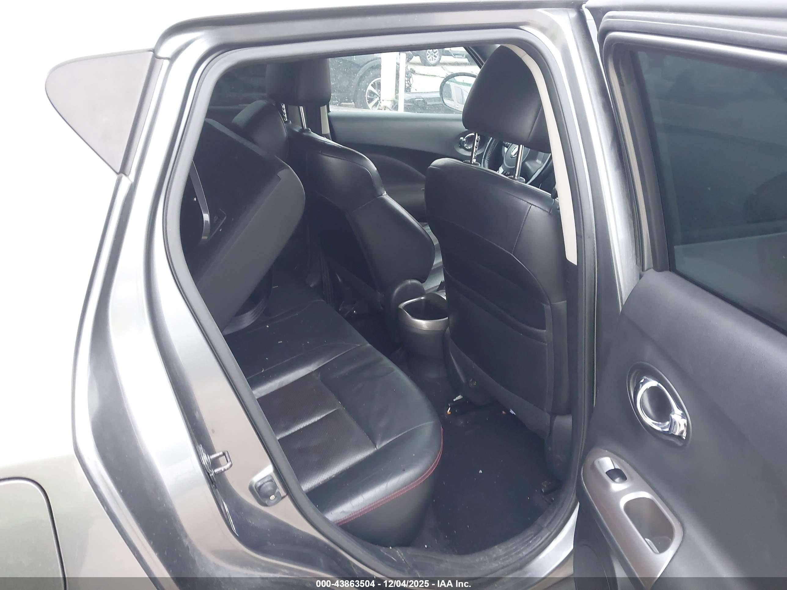 NISSAN JUKE image 8