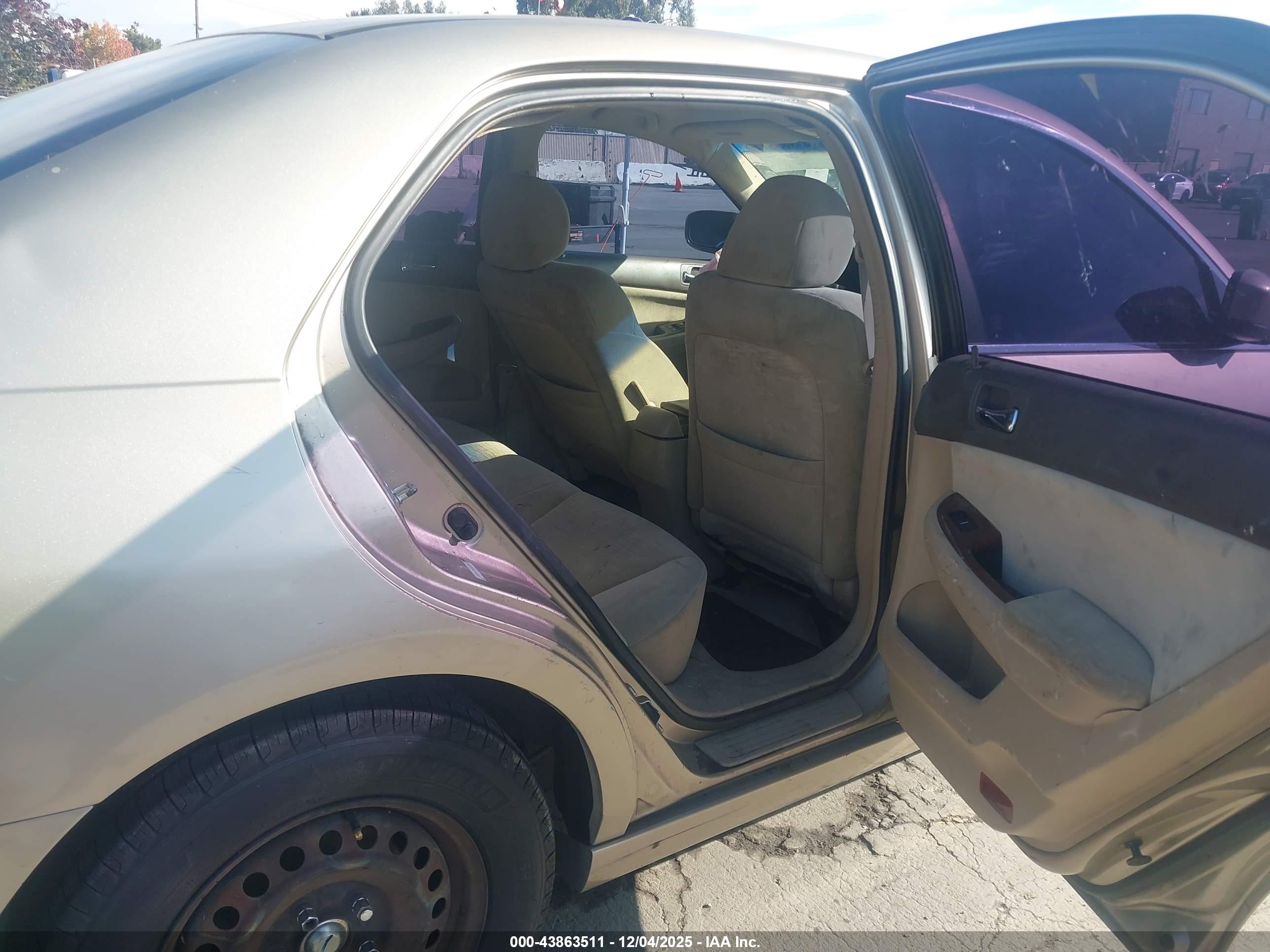 HONDA ACCORD image 8