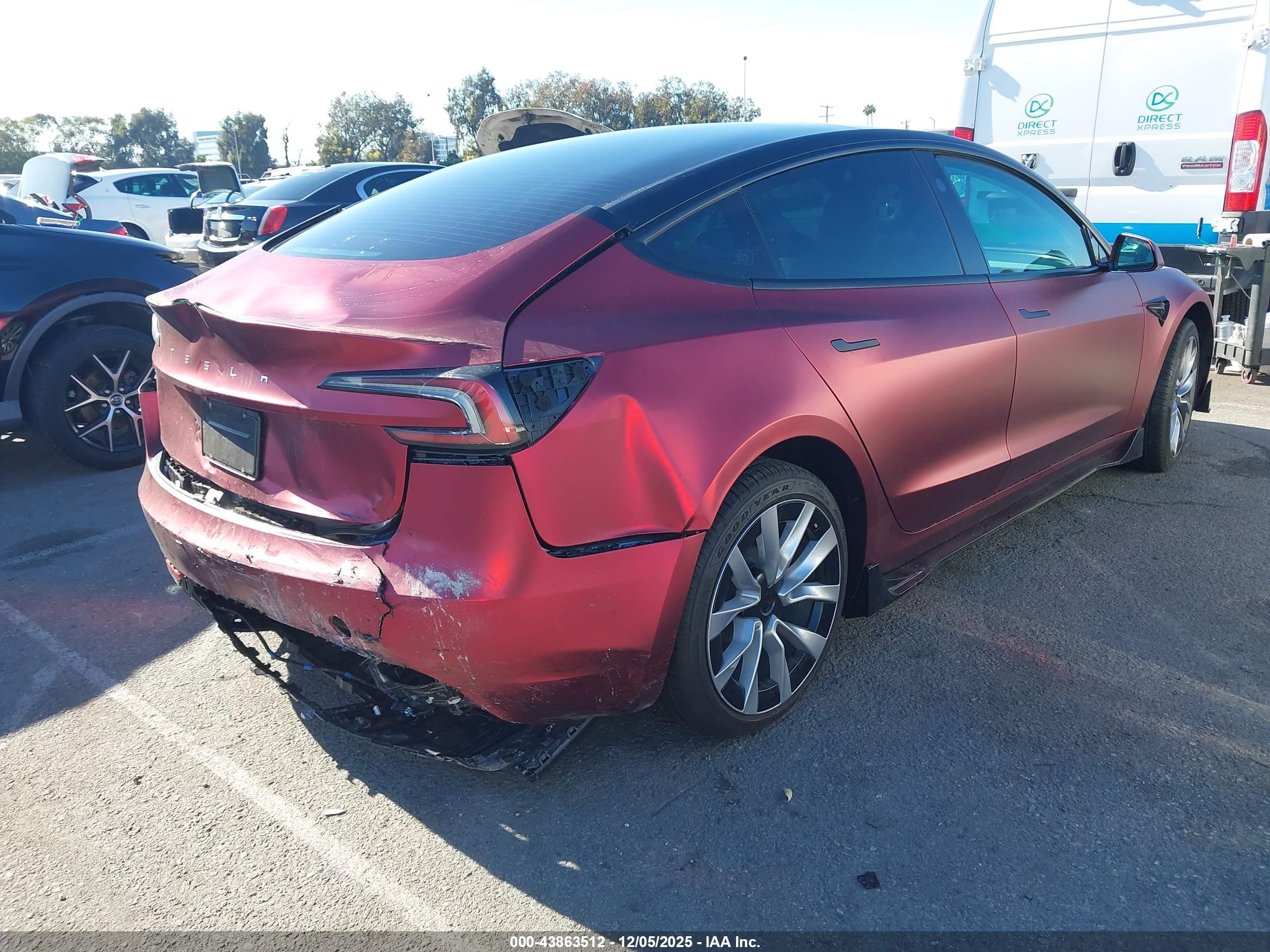 TESLA MODEL image 4