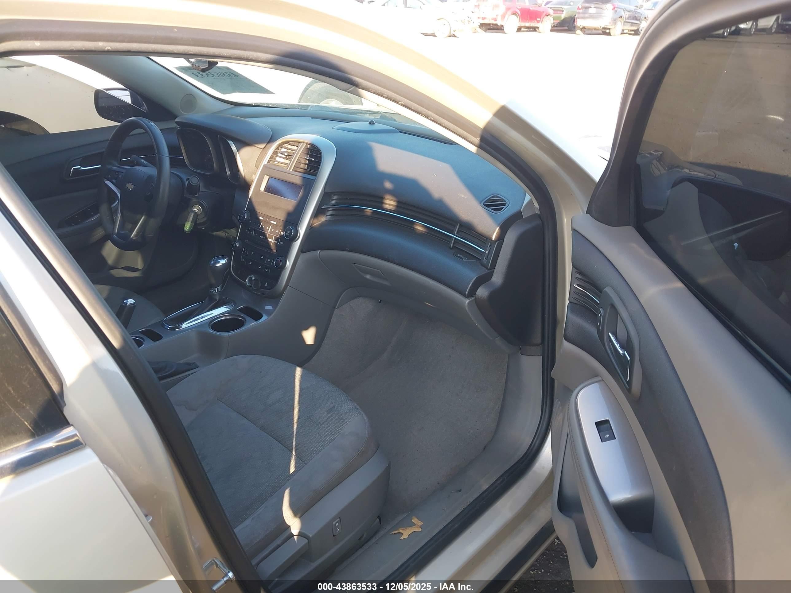 CHEVROLET MALIBU image 5