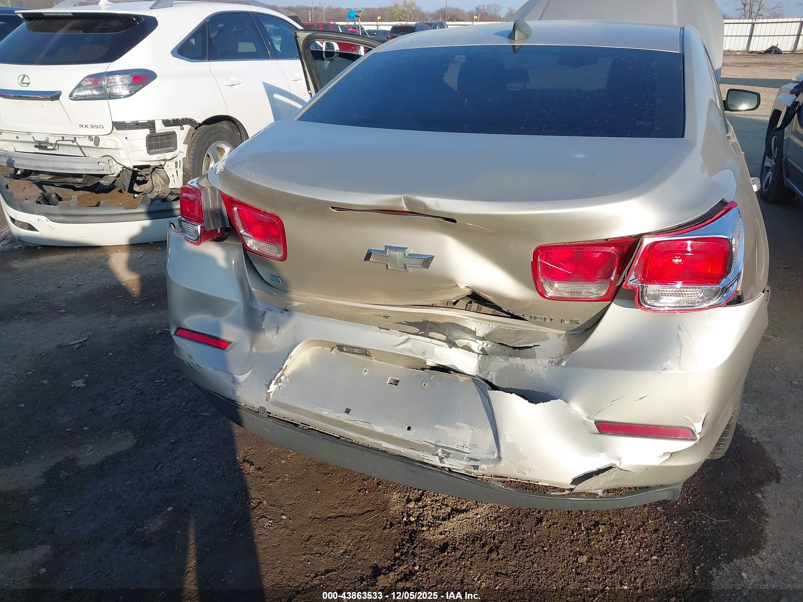 CHEVROLET MALIBU image 6