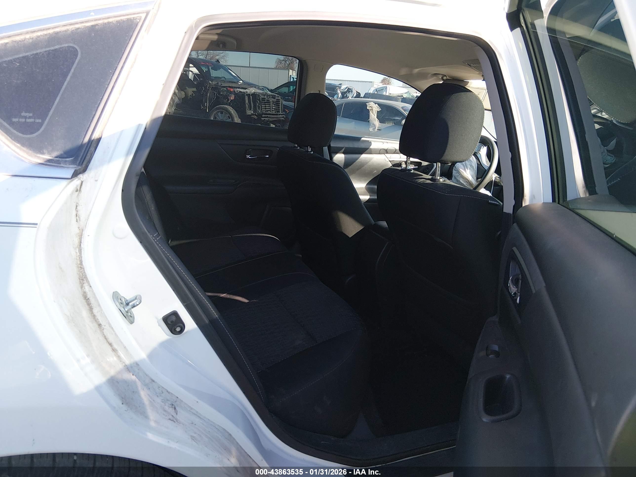 NISSAN ALTIMA image 8