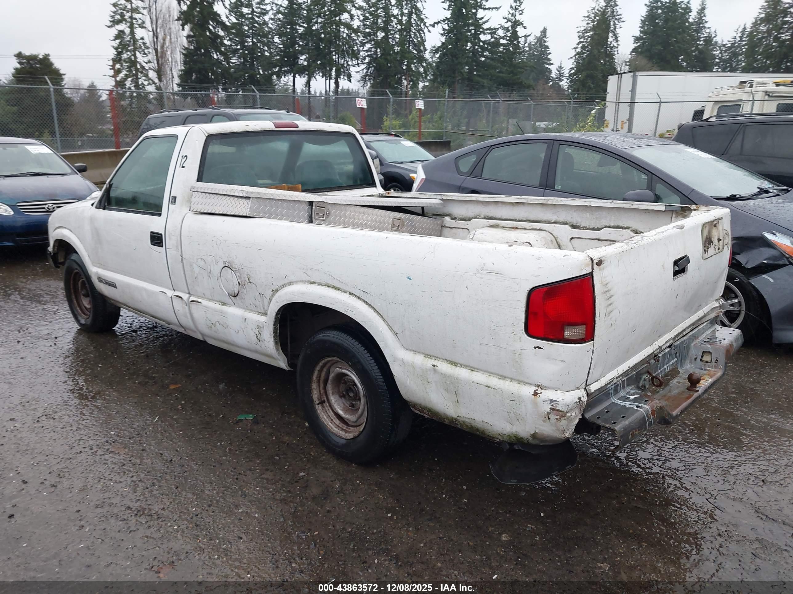 GMC SONOMA image 3