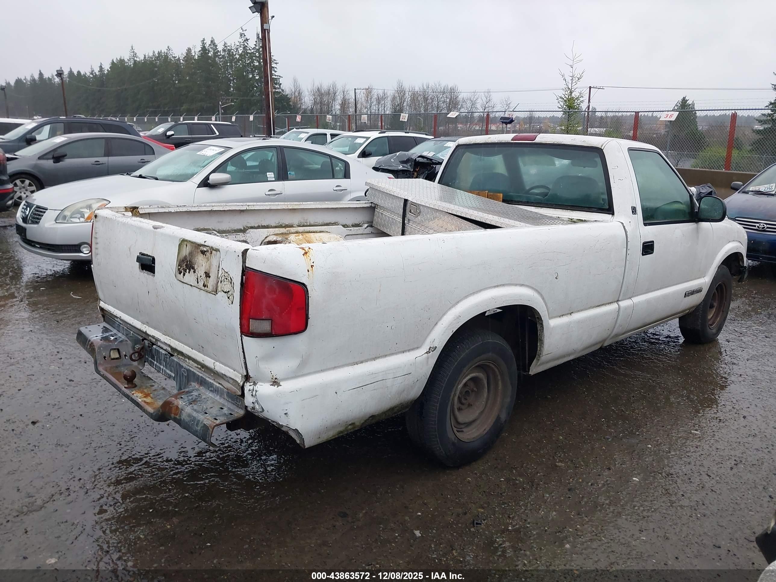 GMC SONOMA image 4