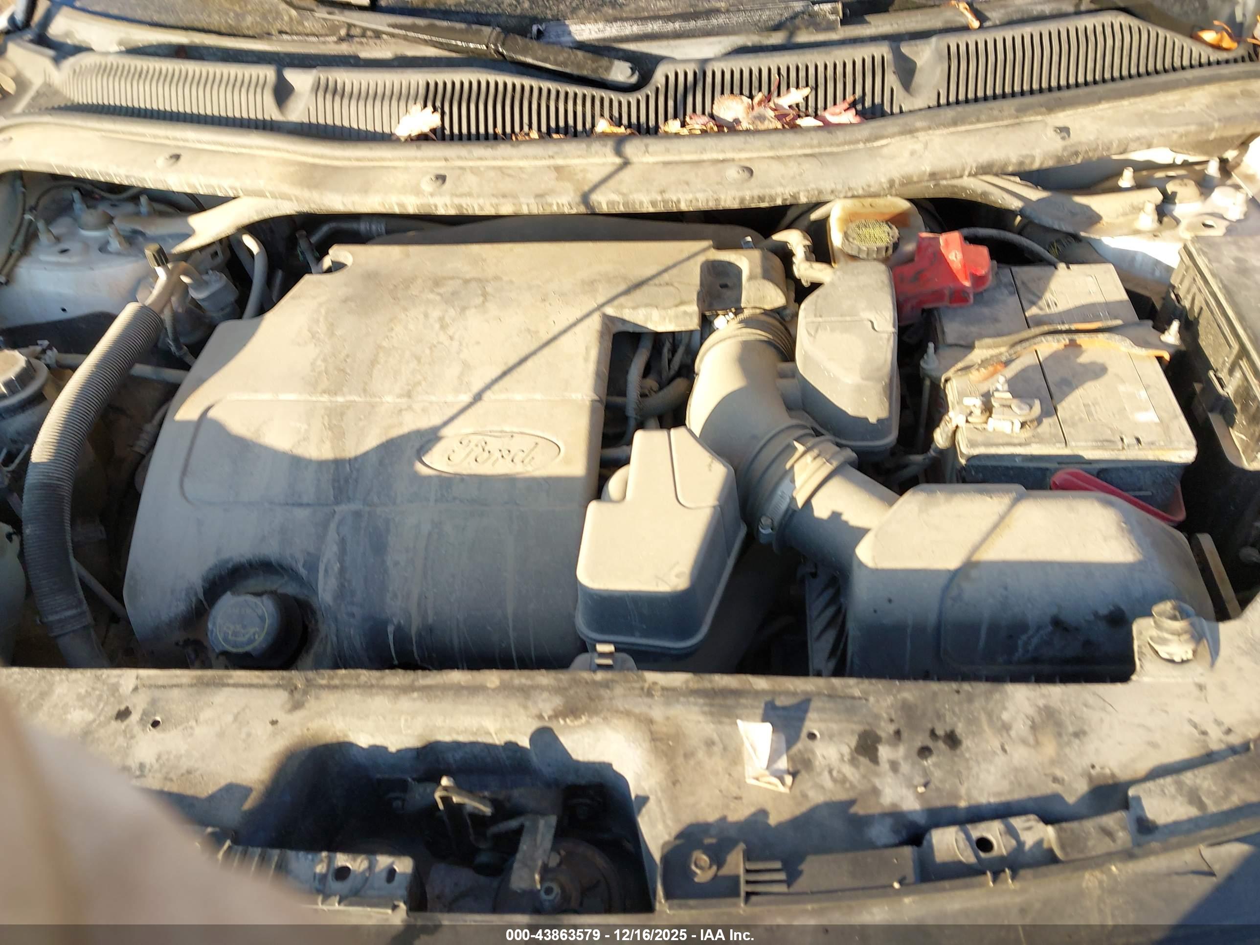 FORD EXPLORER image 10