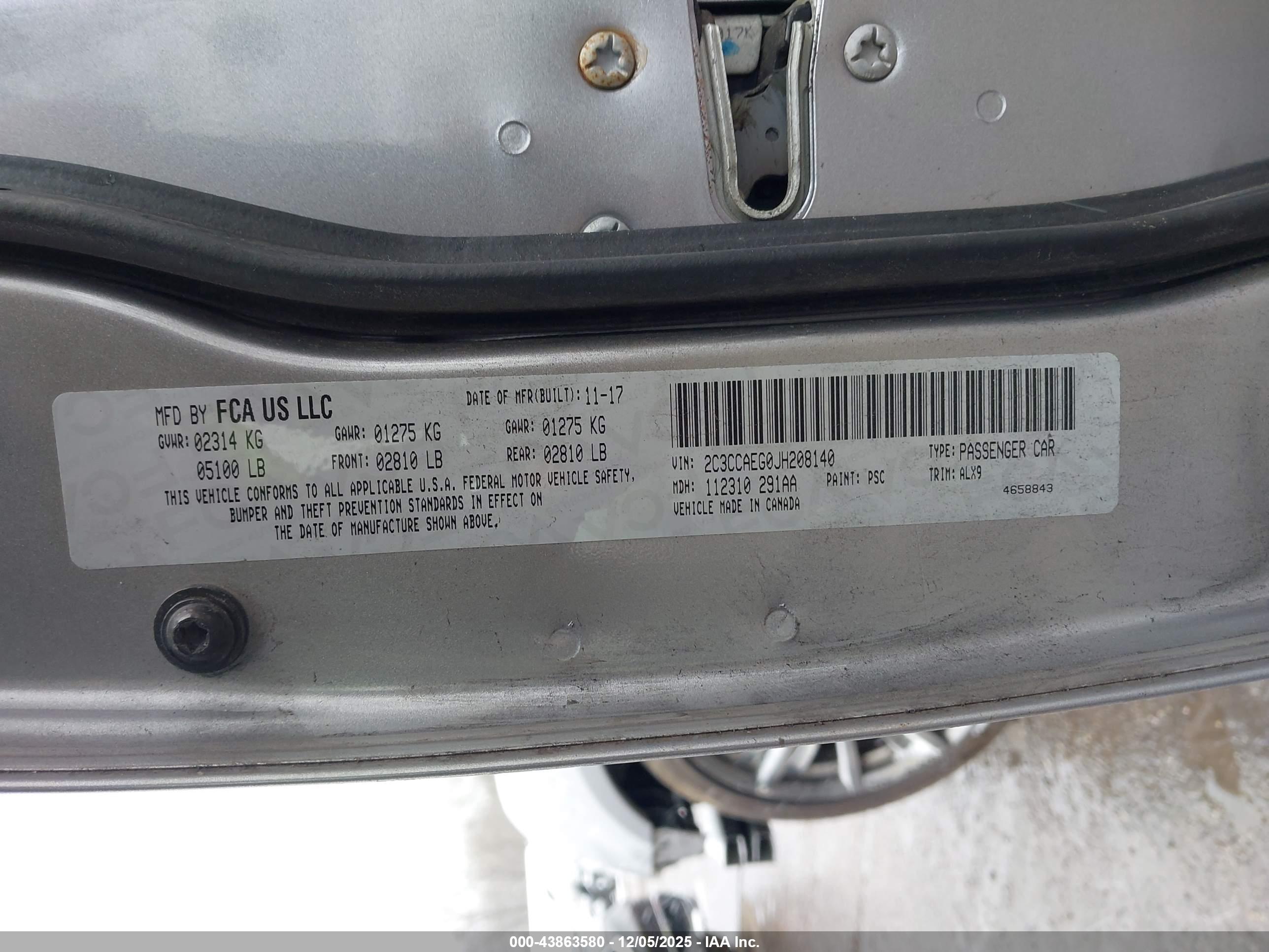 CHRYSLER 300 image 9