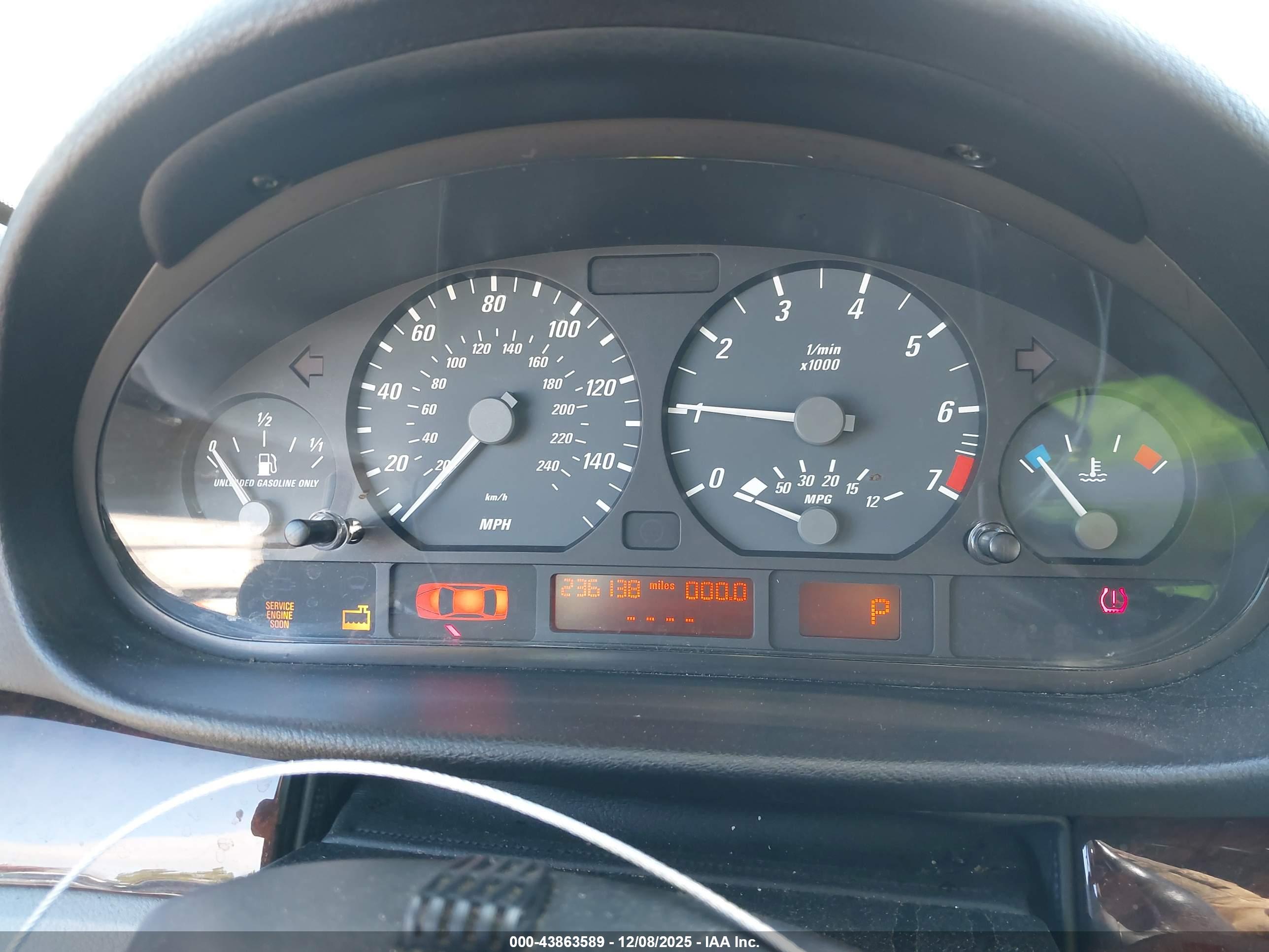 BMW 325CI image 7