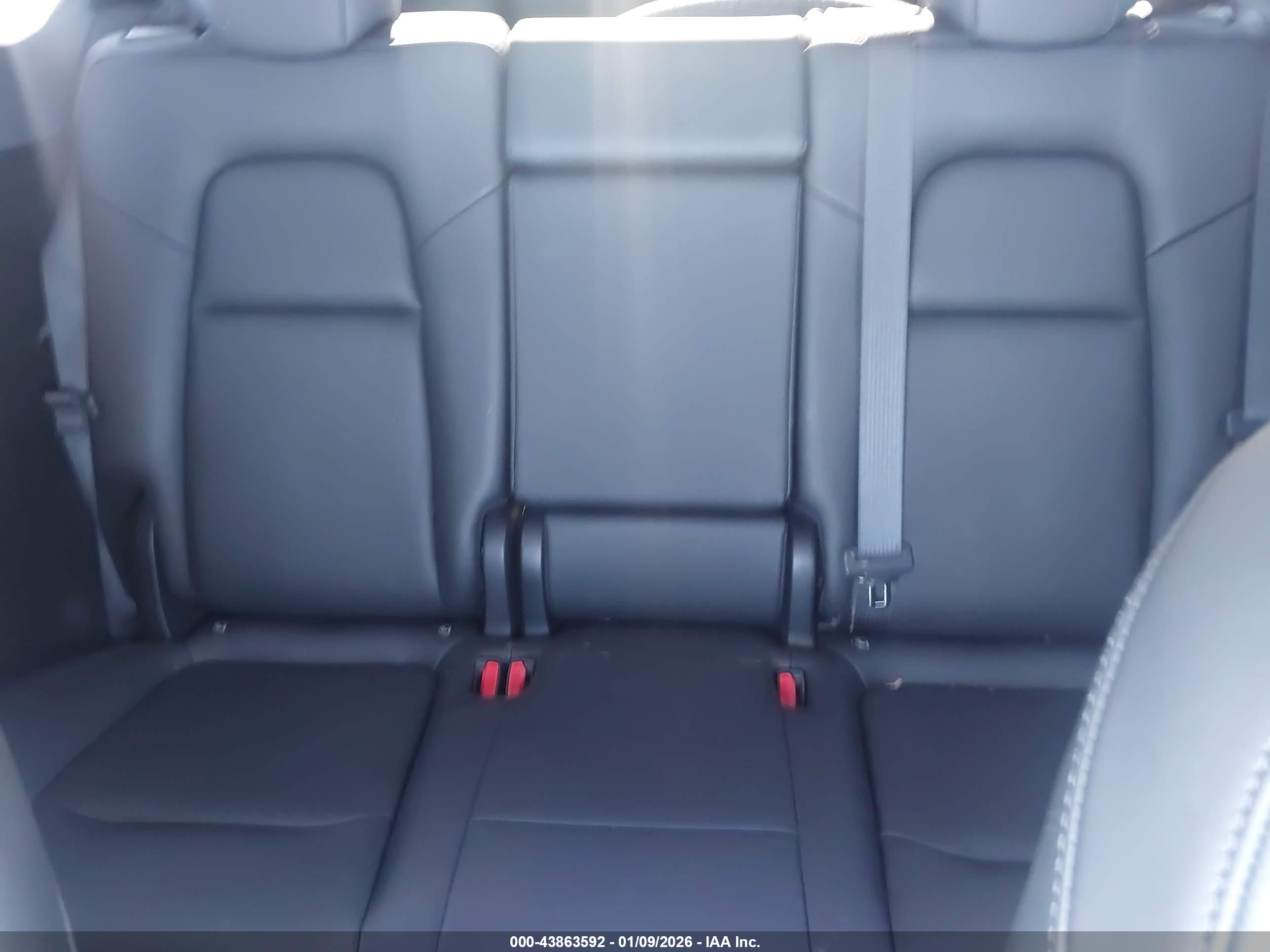 TESLA MODEL image 8