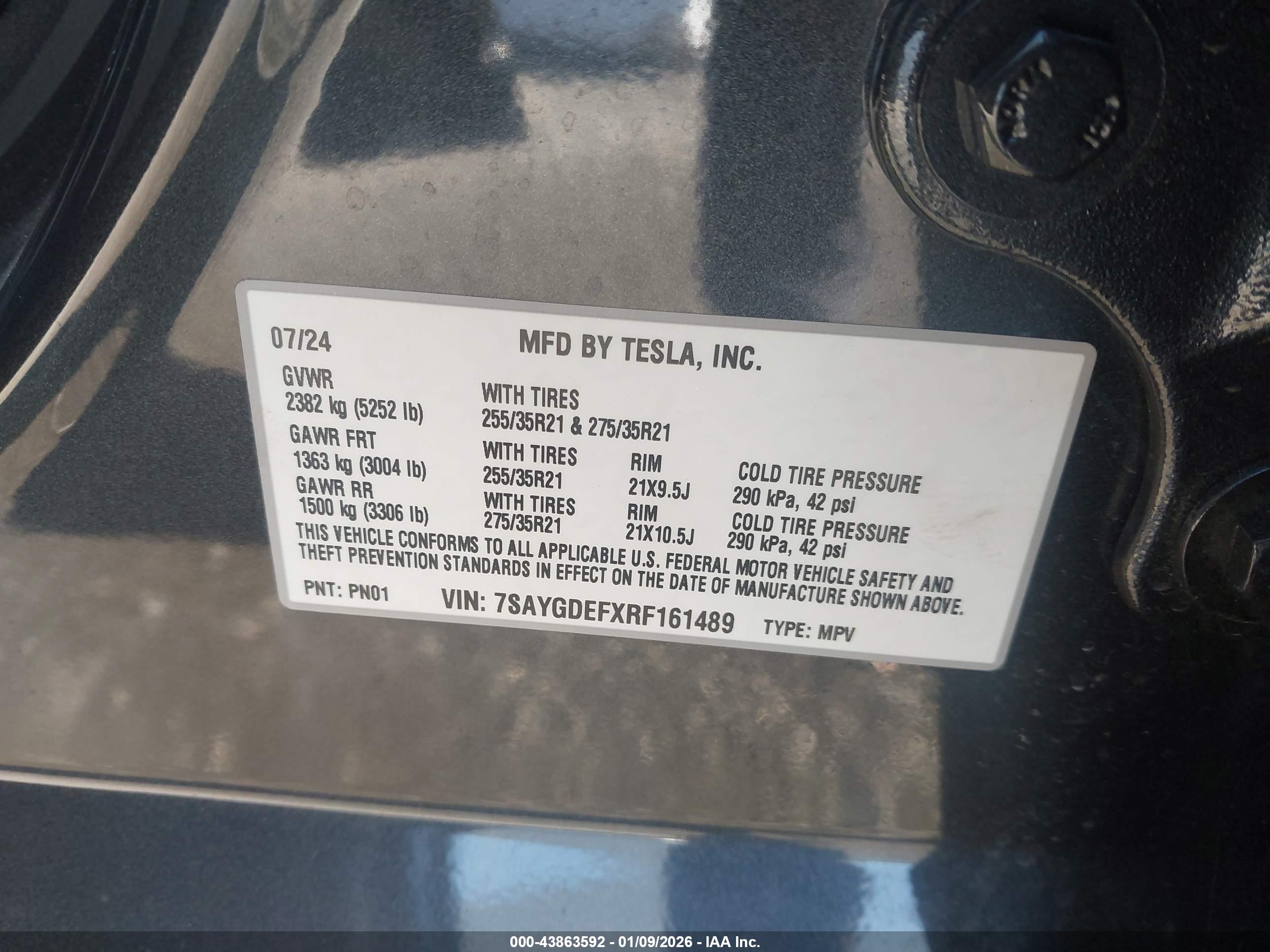 TESLA MODEL image 9