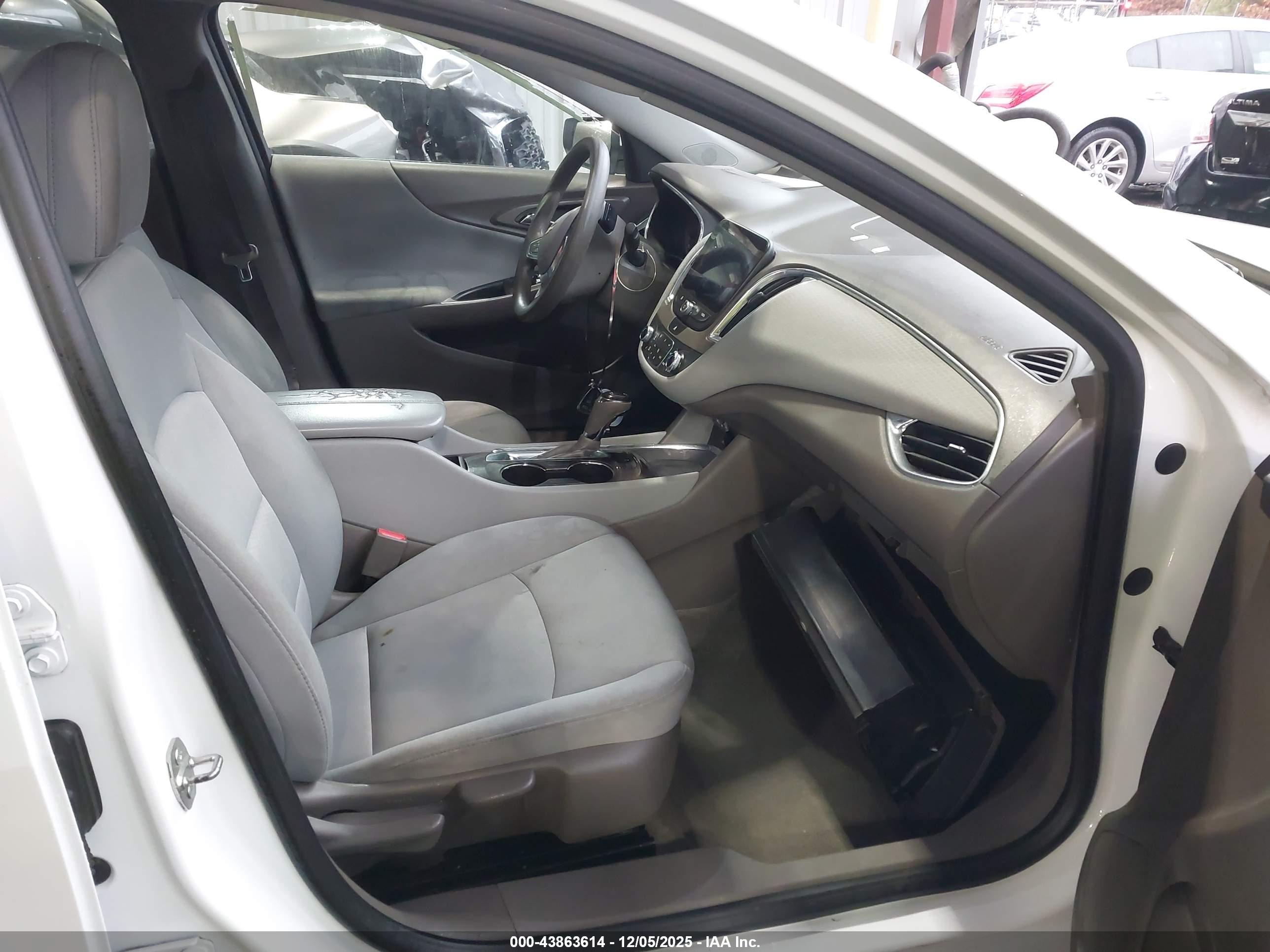 CHEVROLET MALIBU image 5