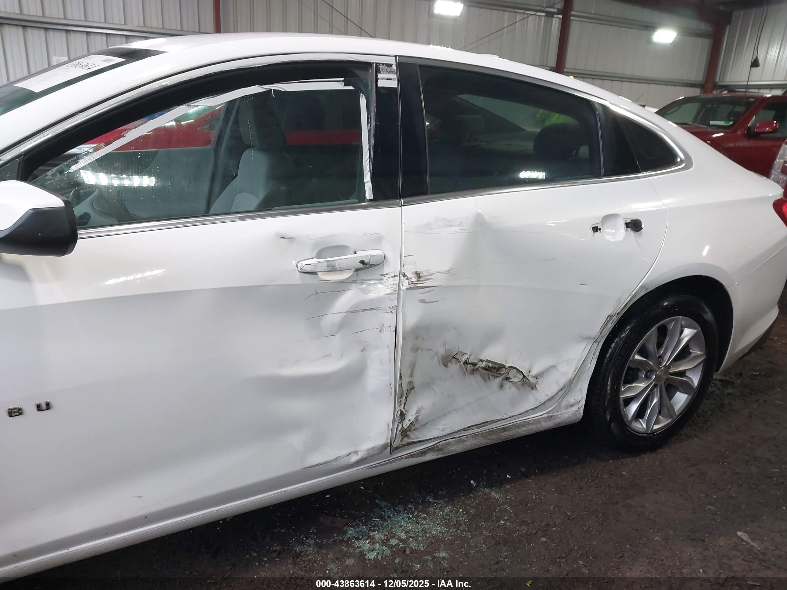 CHEVROLET MALIBU image 6