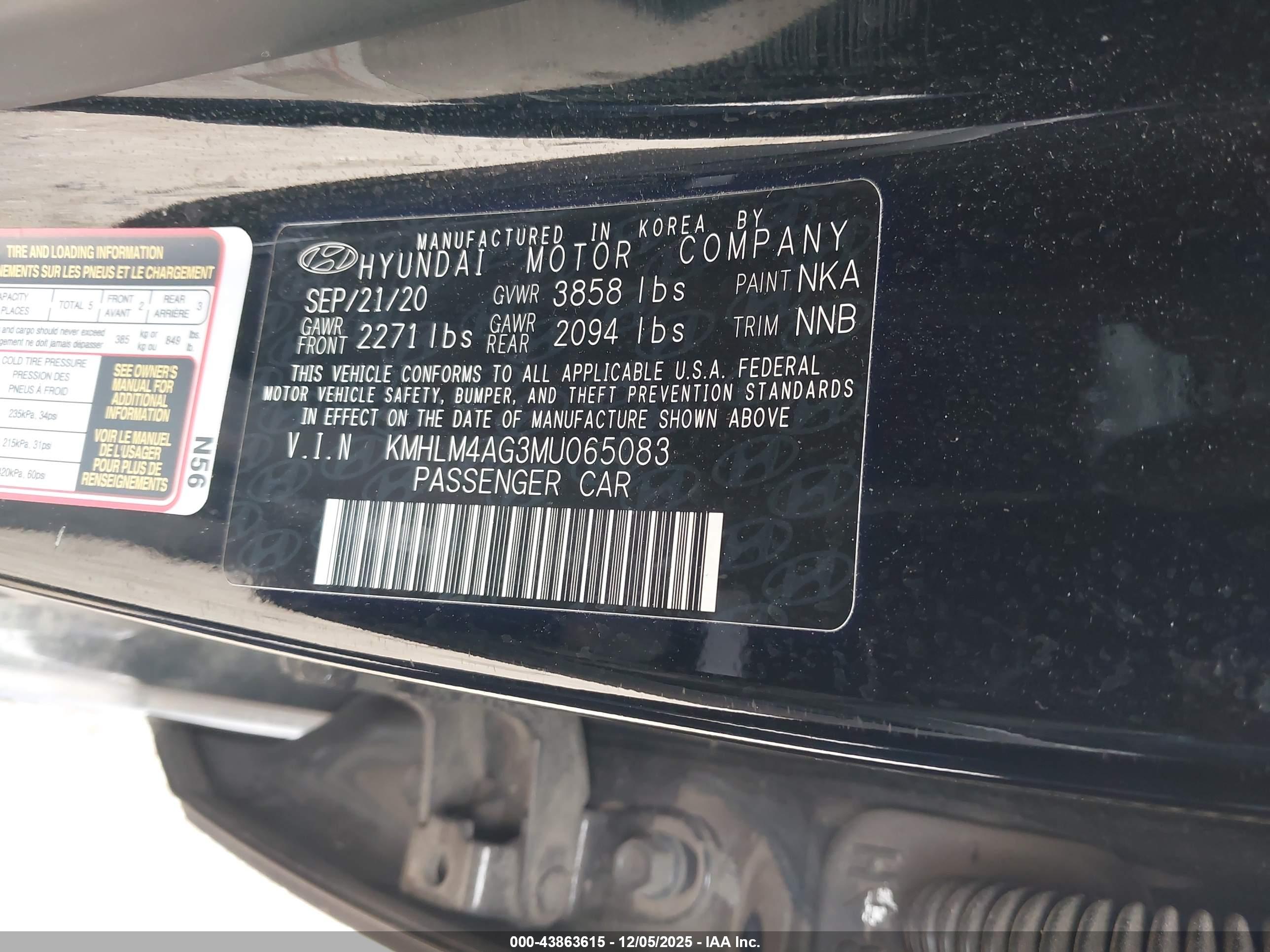 HYUNDAI ELANTRA image 9