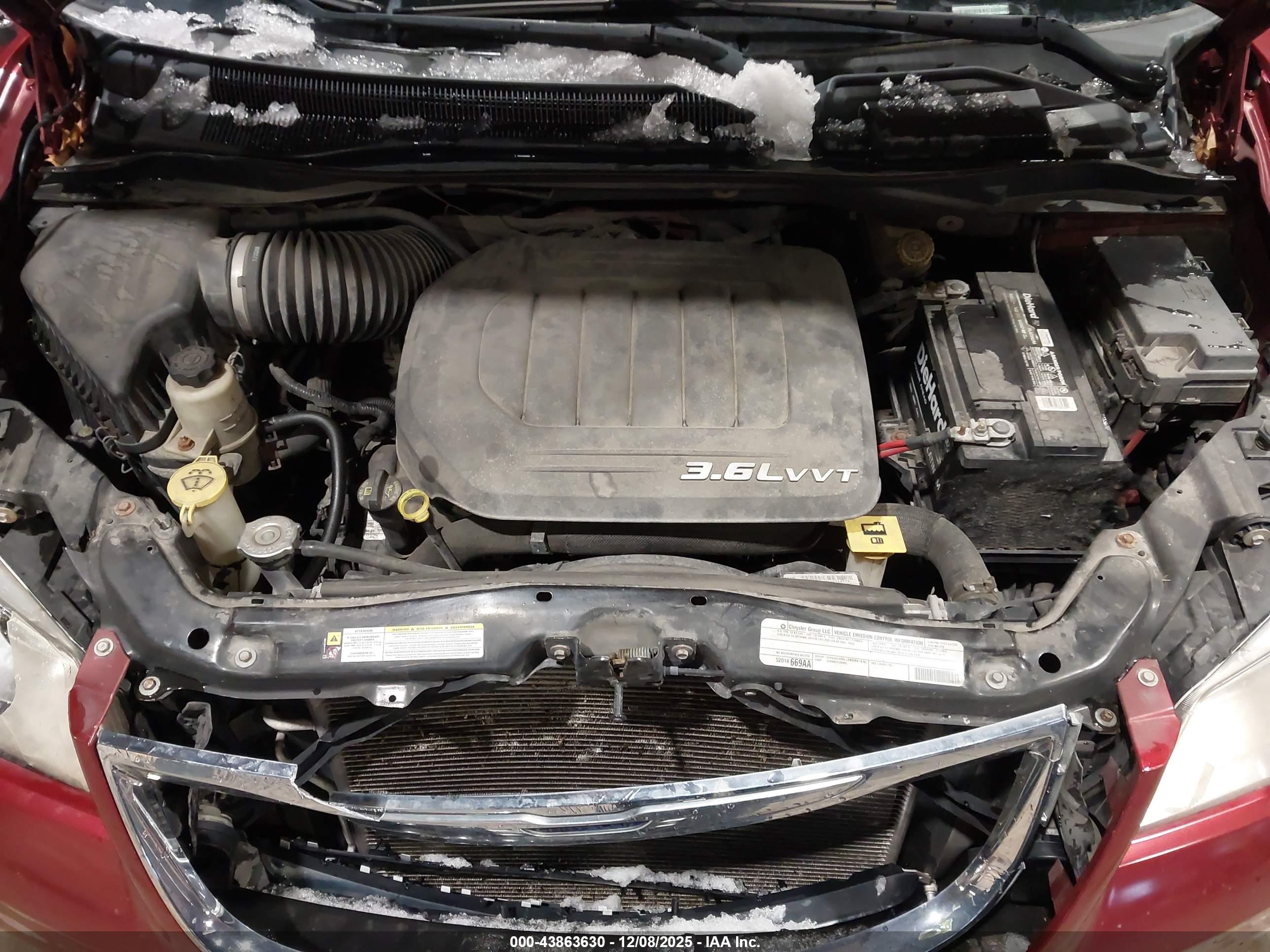 CHRYSLER TOWN image 10
