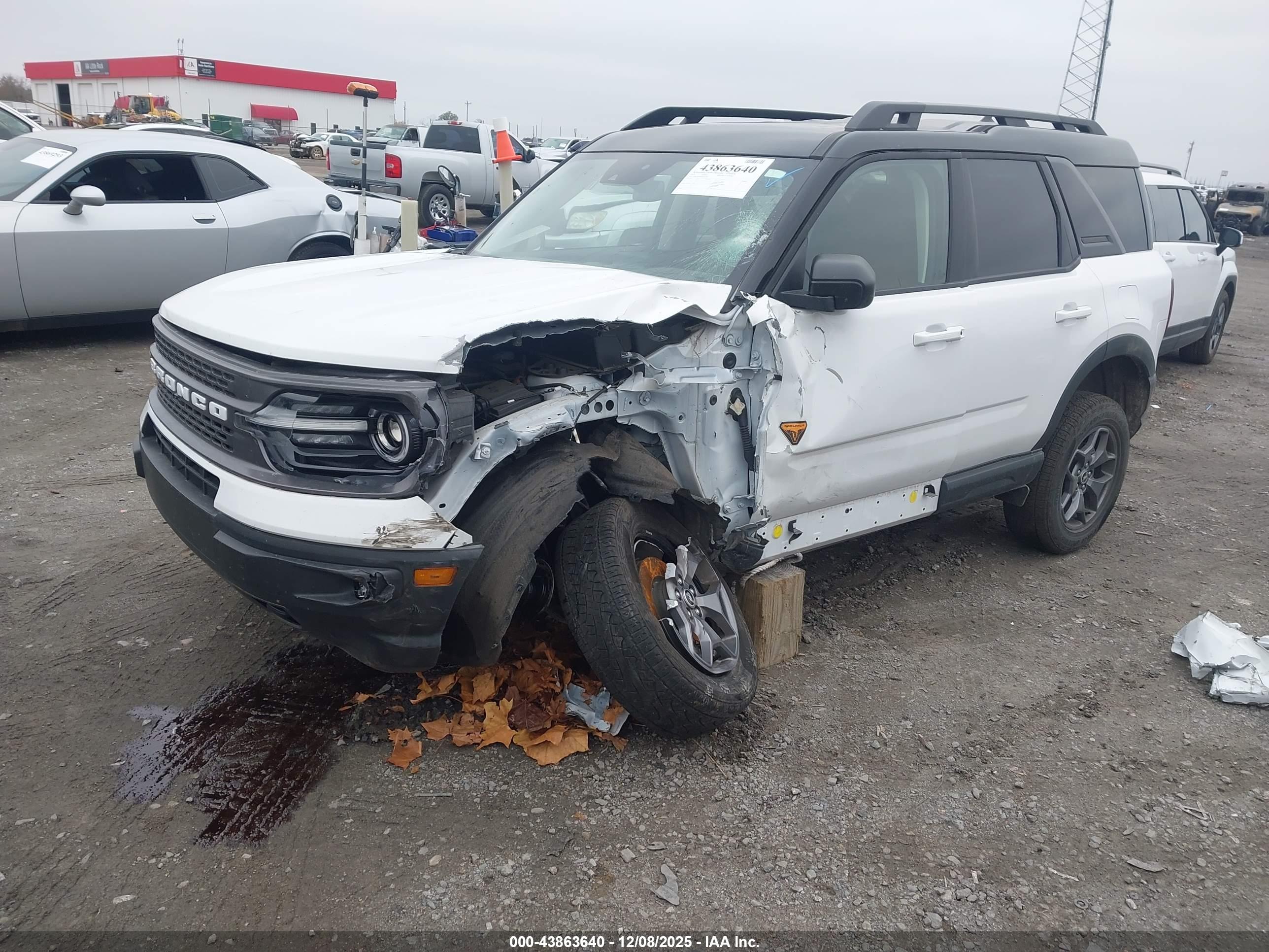 FORD BRONCO image 2