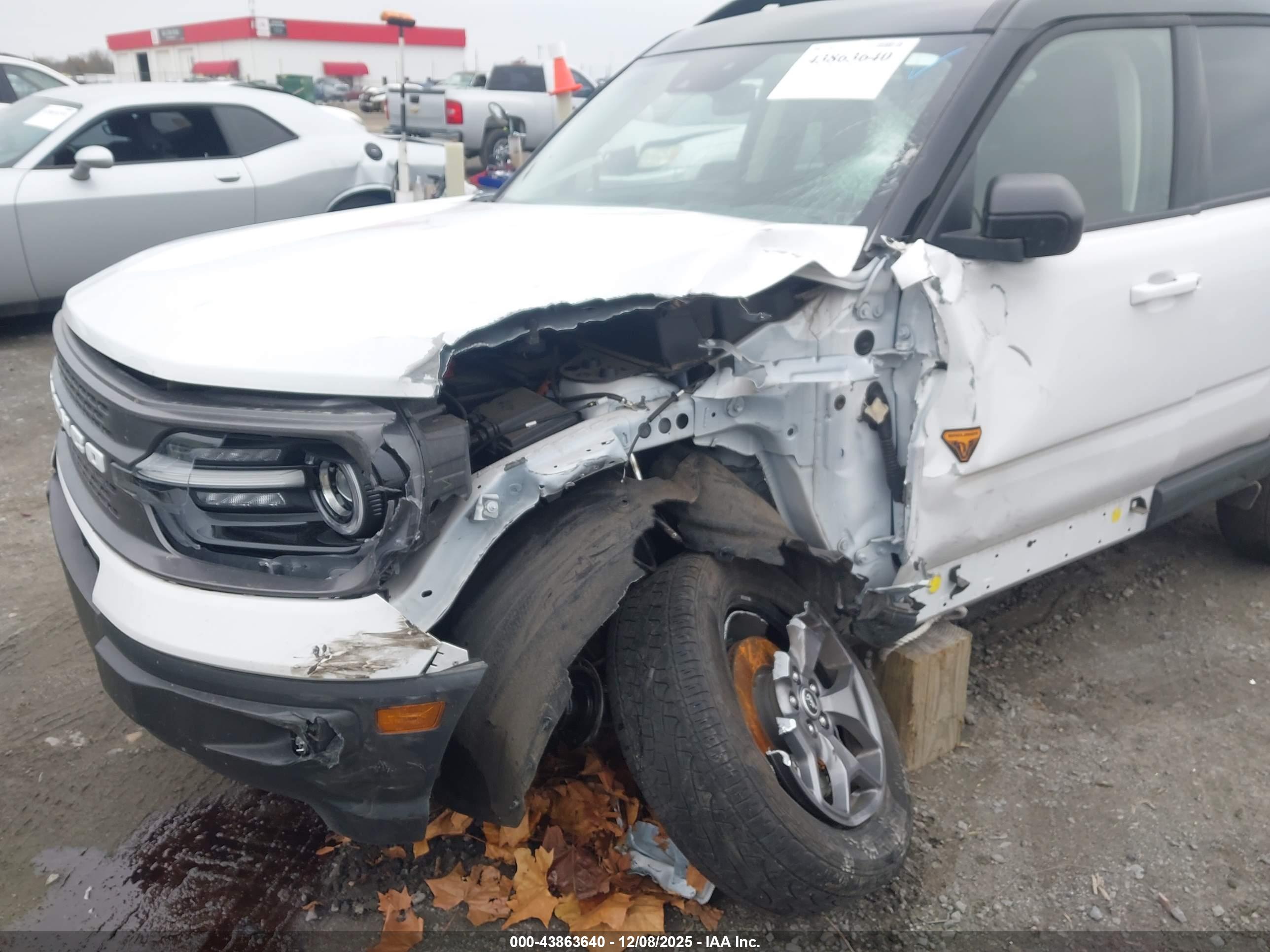 FORD BRONCO image 6