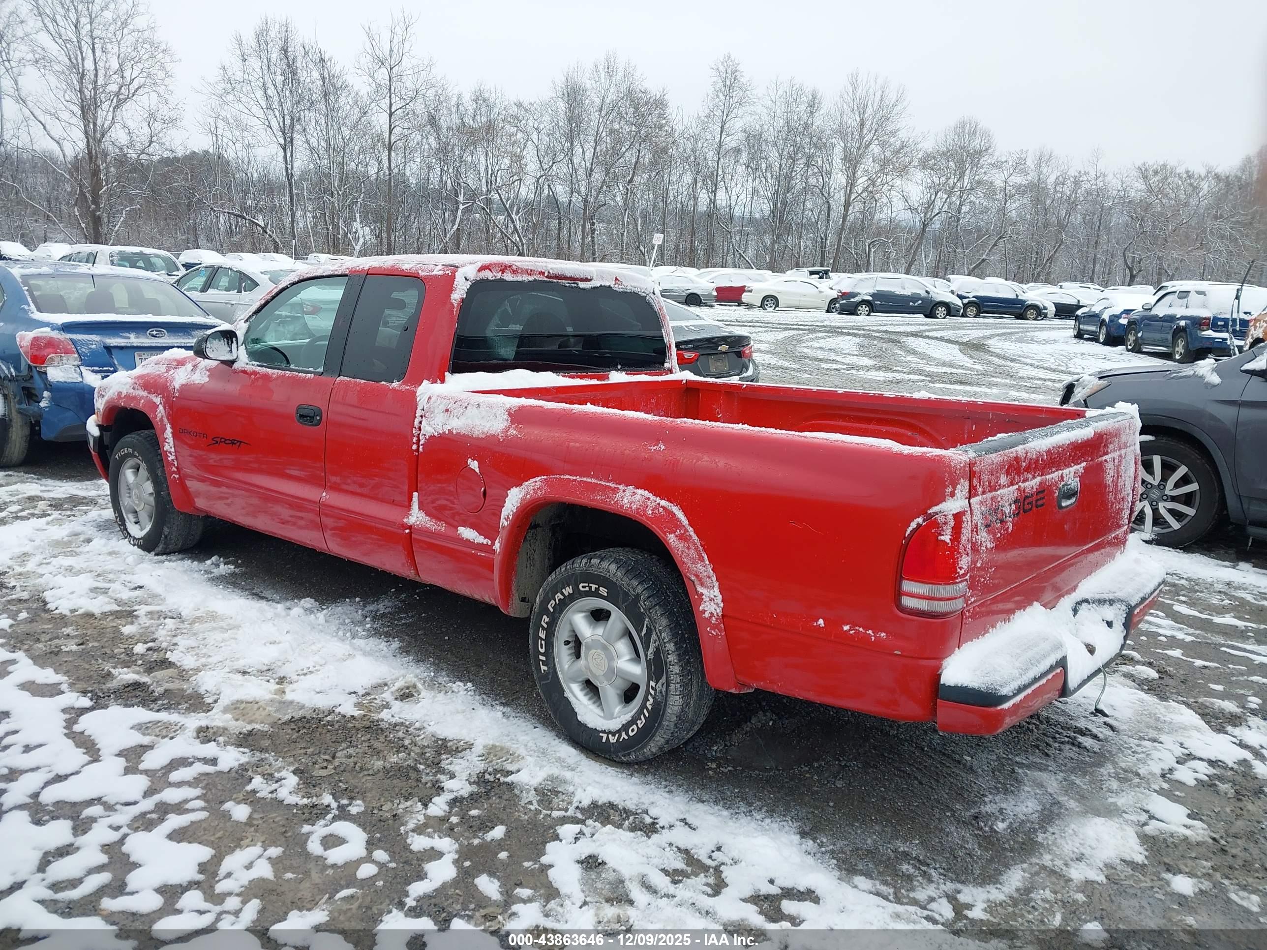 DODGE DAKOTA image 3