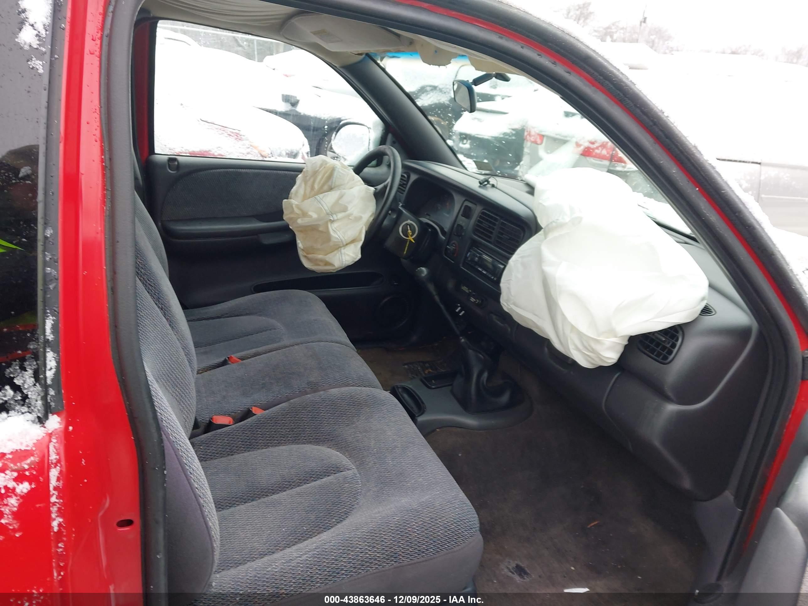 DODGE DAKOTA image 5
