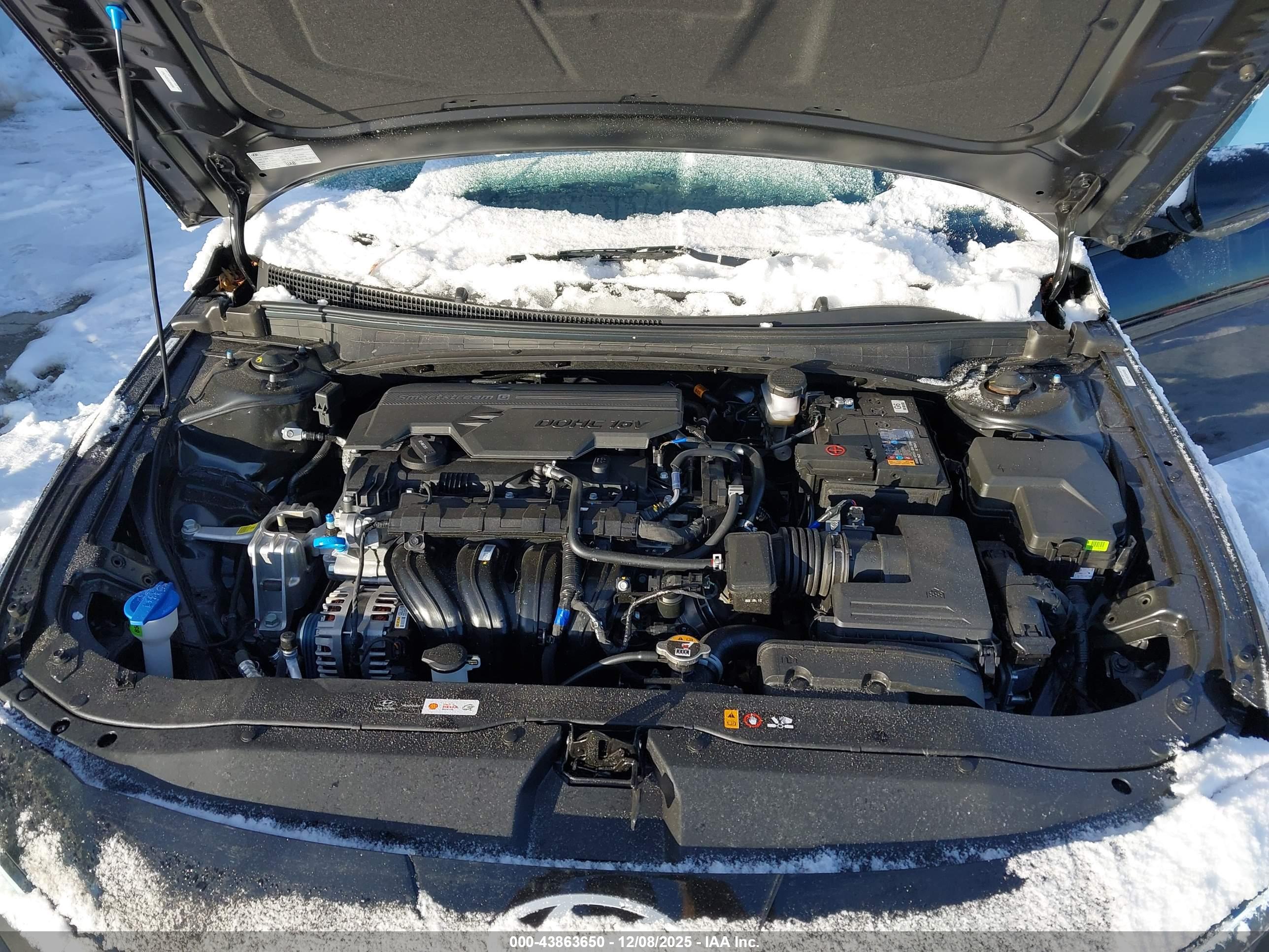 HYUNDAI ELANTRA image 10