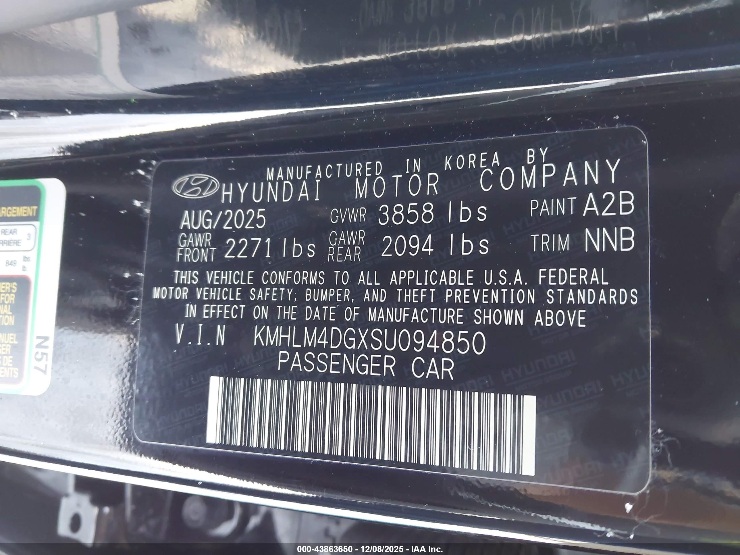 HYUNDAI ELANTRA image 9