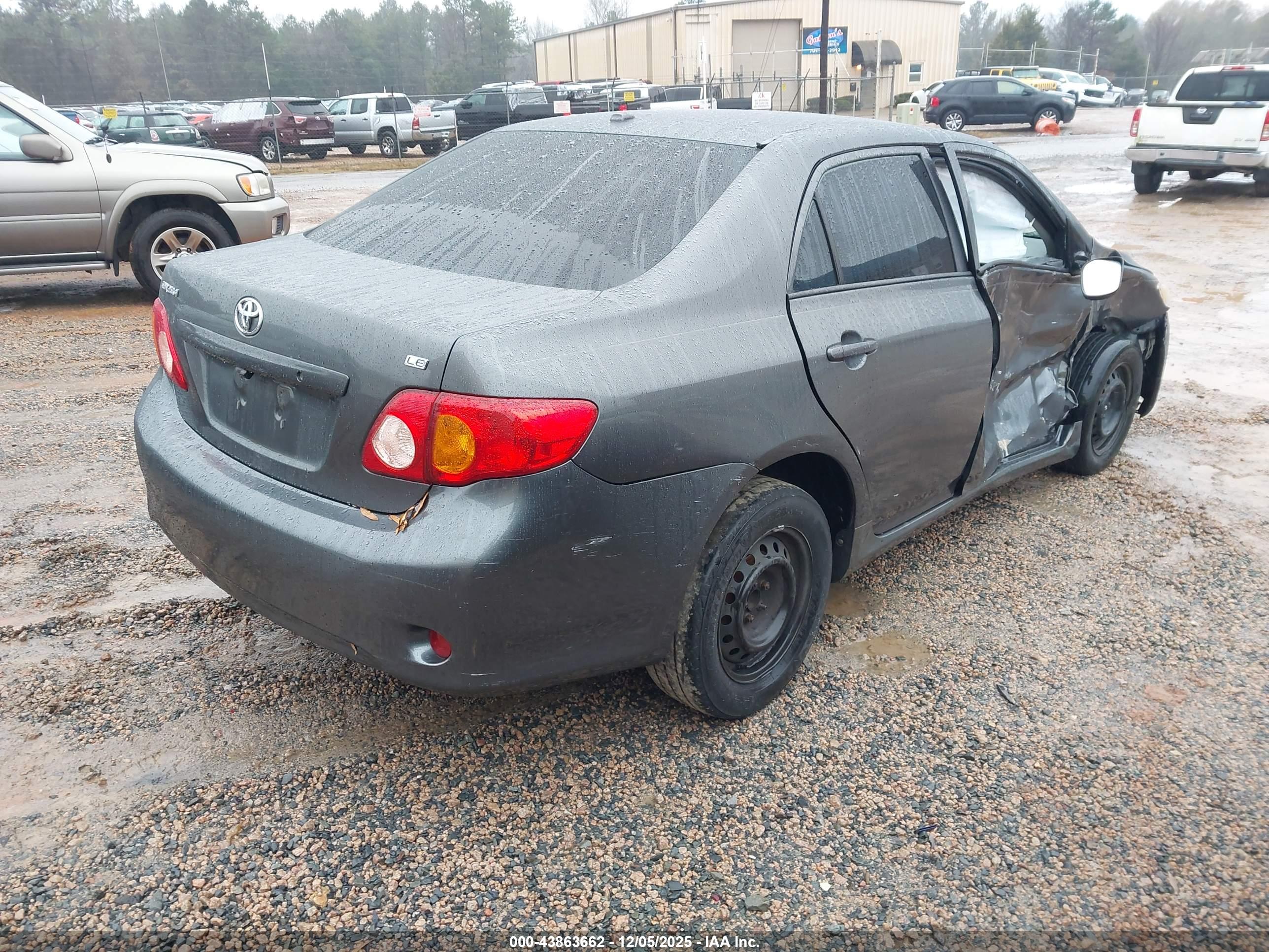 TOYOTA COROLLA image 4