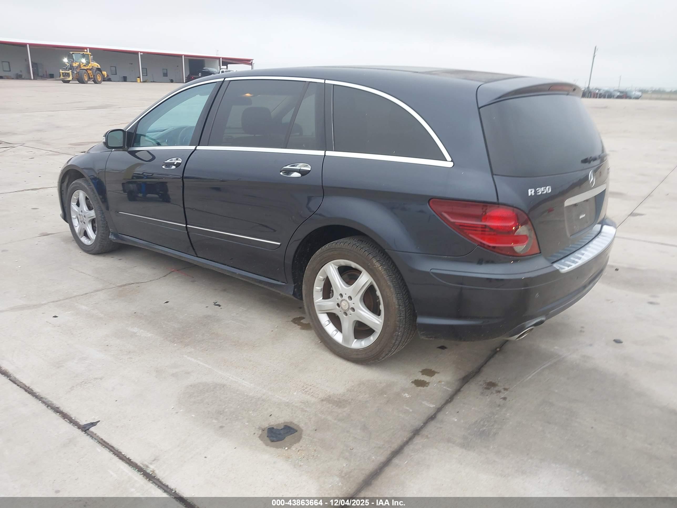 MERCEDES-BENZ R image 3