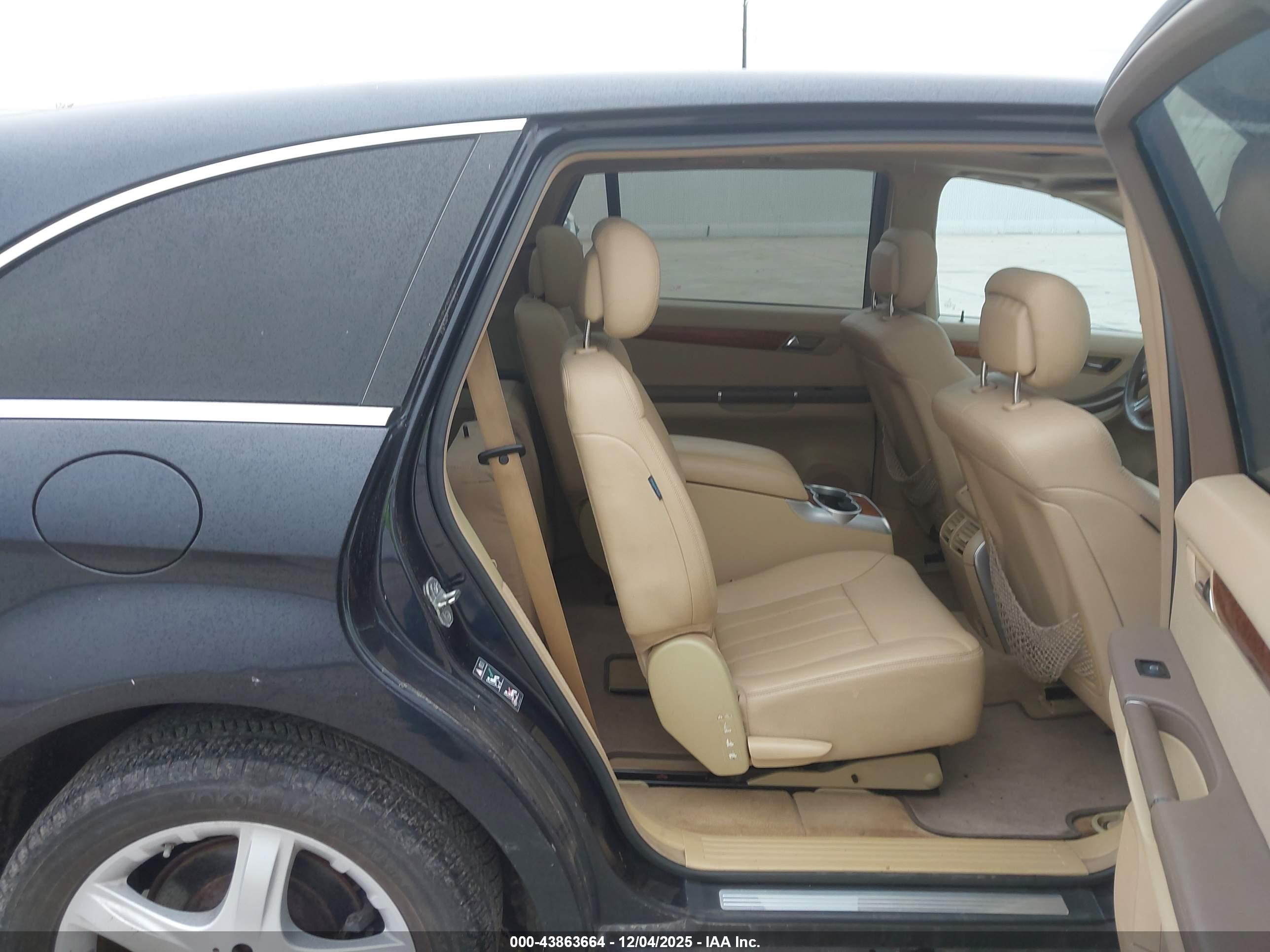 MERCEDES-BENZ R image 8