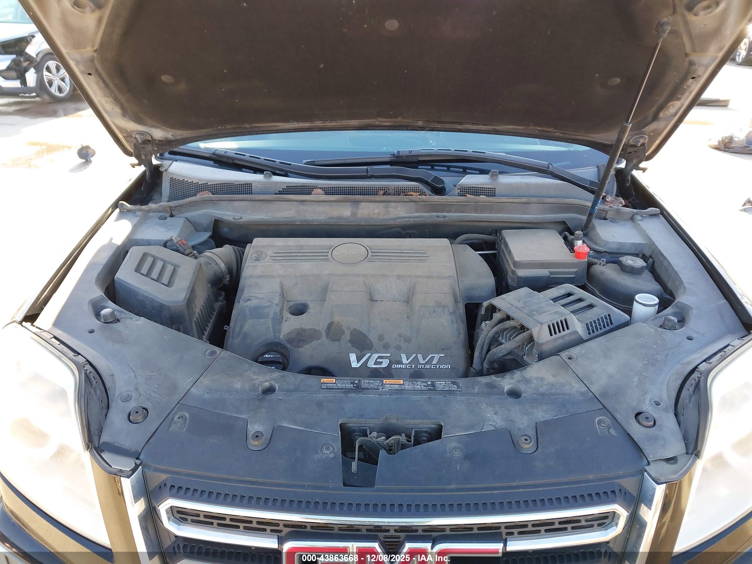GMC TERRAIN image 10