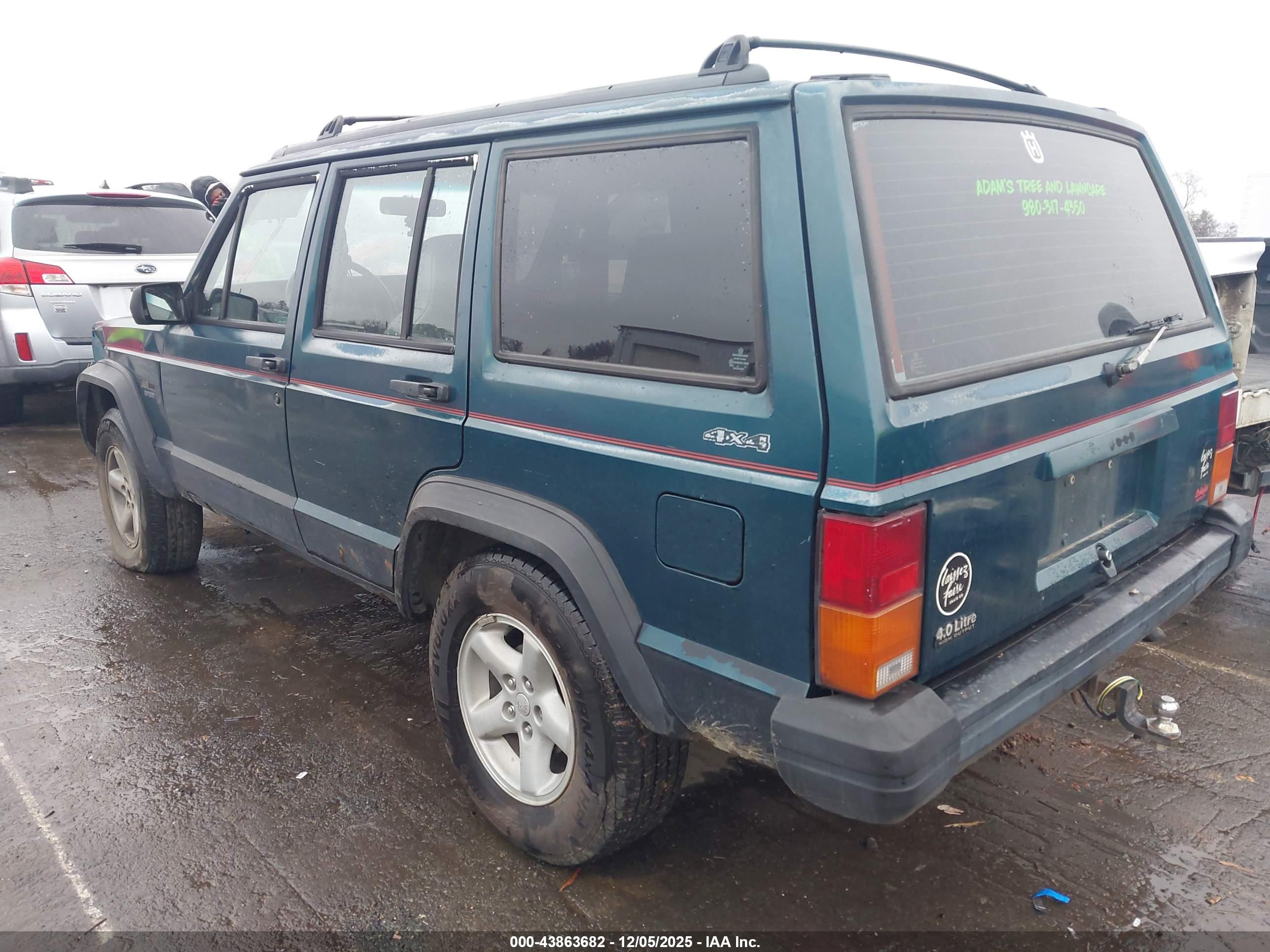 JEEP CHEROKEE image 3