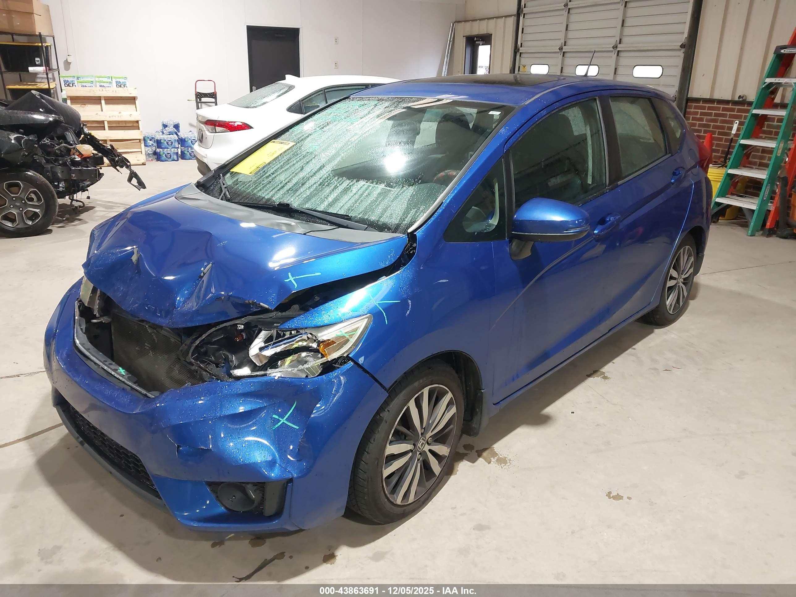 HONDA FIT image 2
