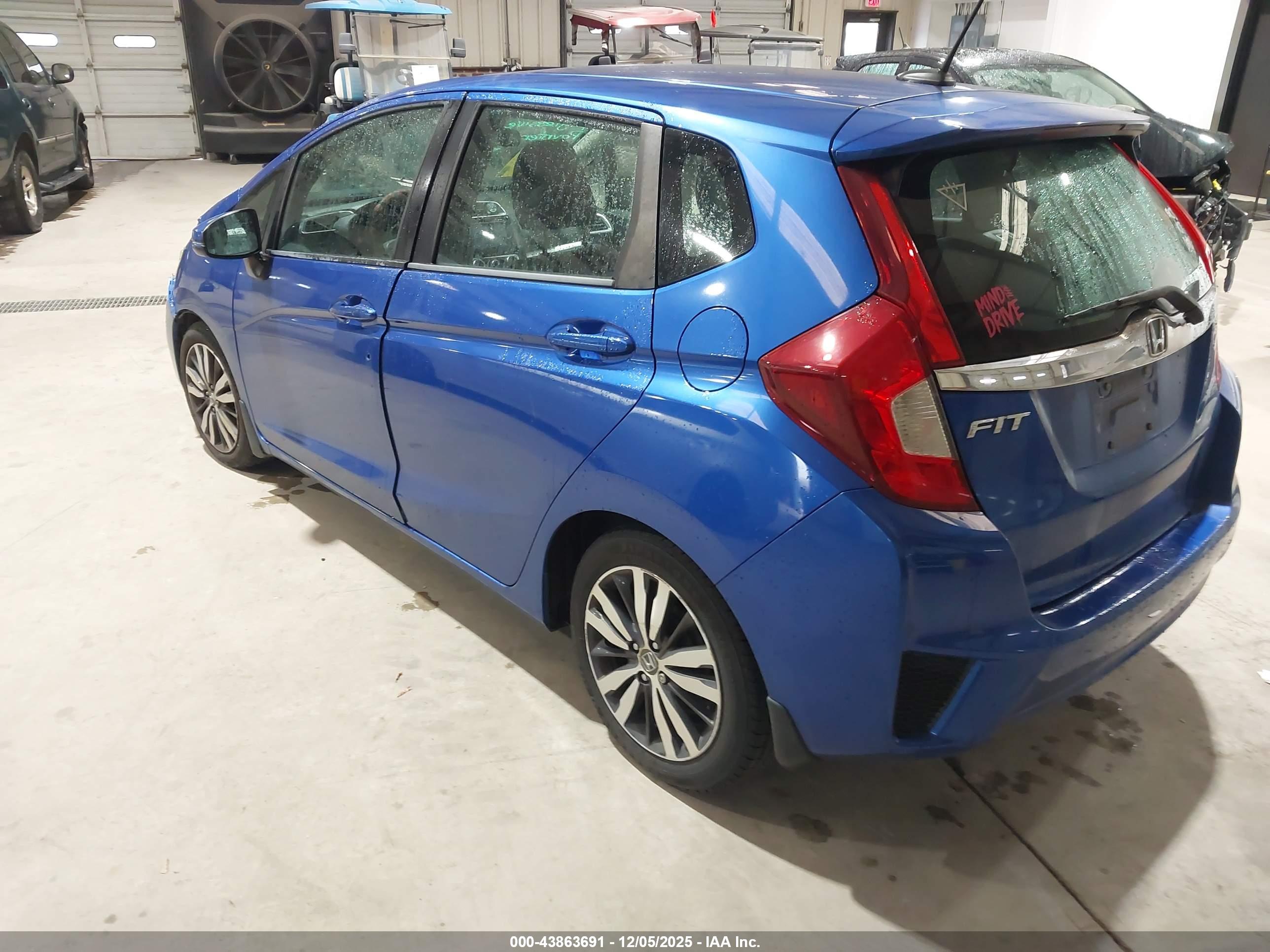 HONDA FIT image 3