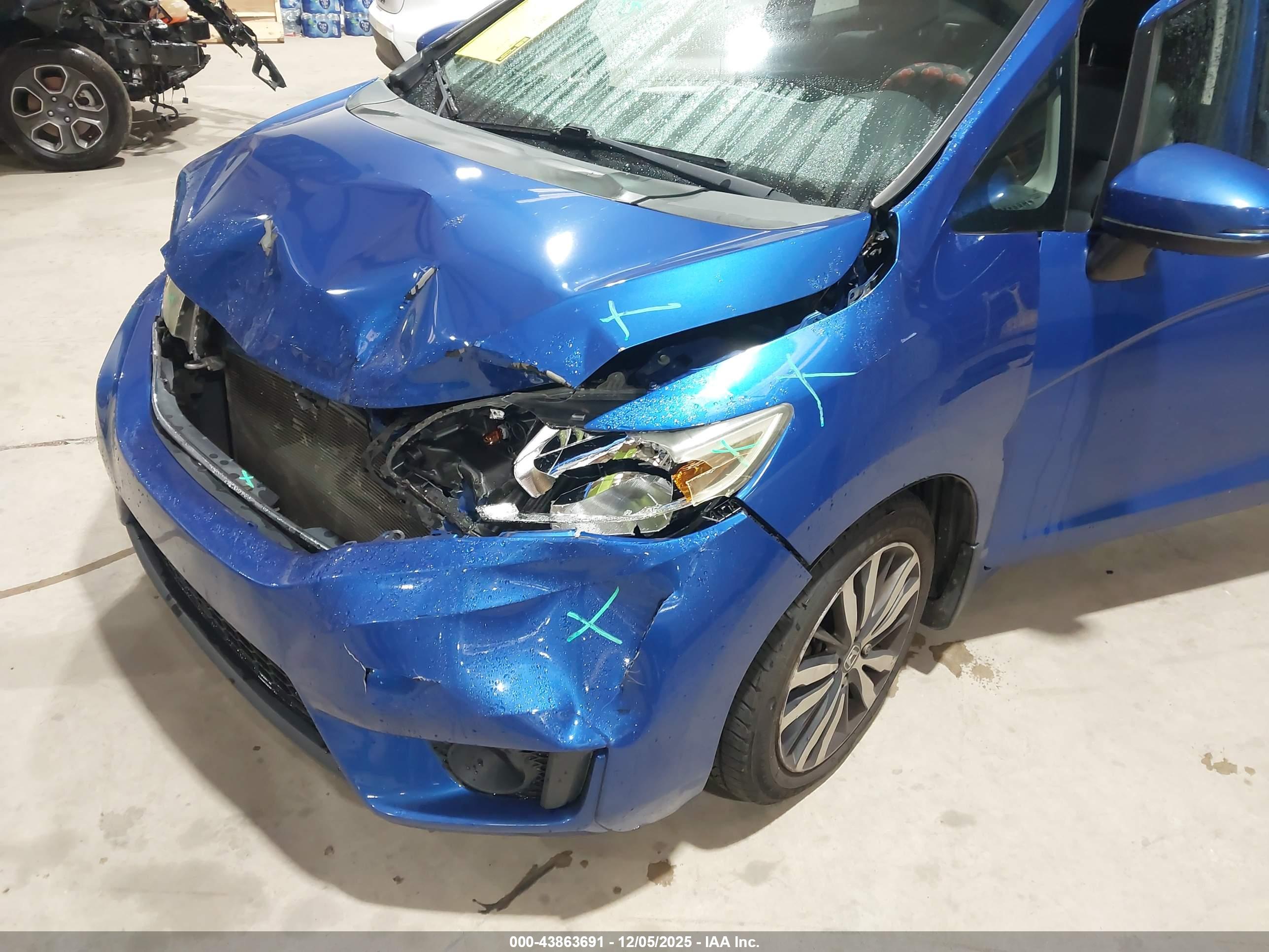 HONDA FIT image 6