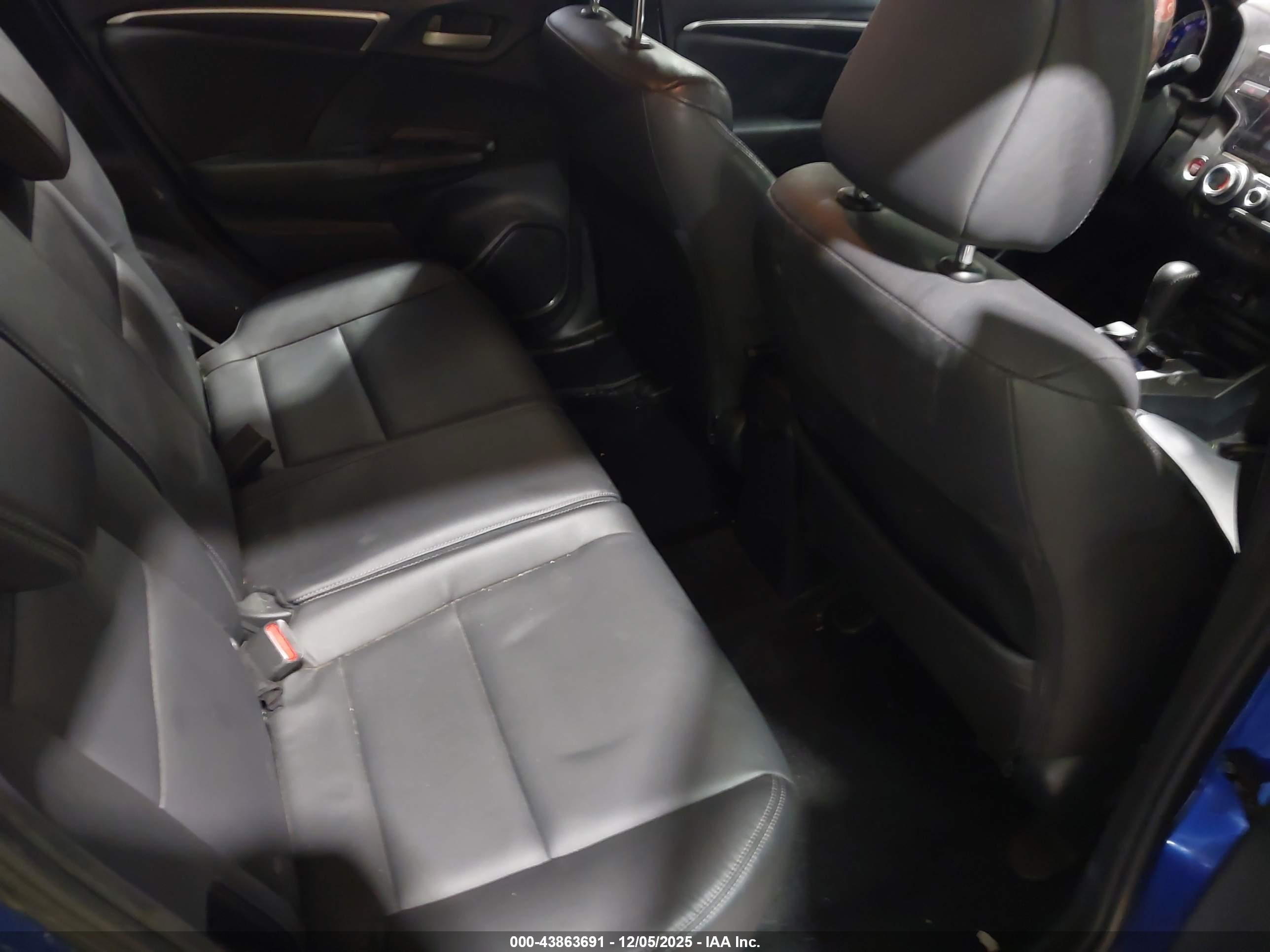 HONDA FIT image 8