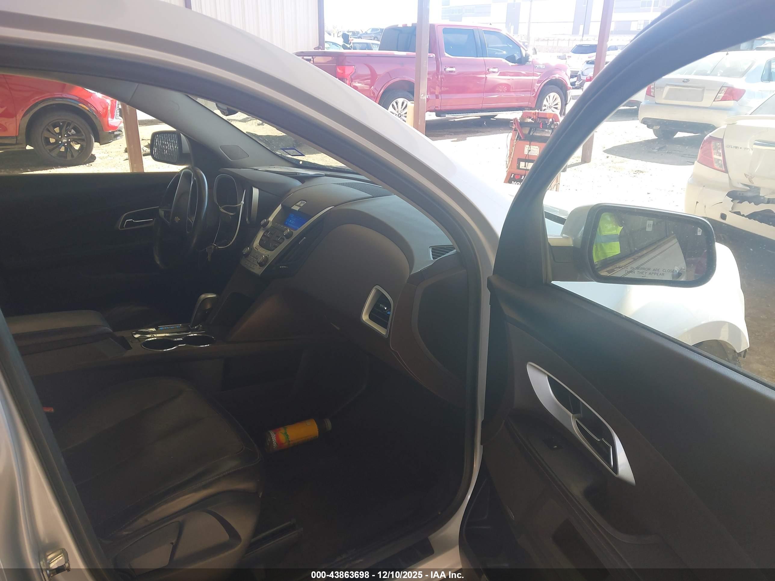 CHEVROLET EQUINOX image 5