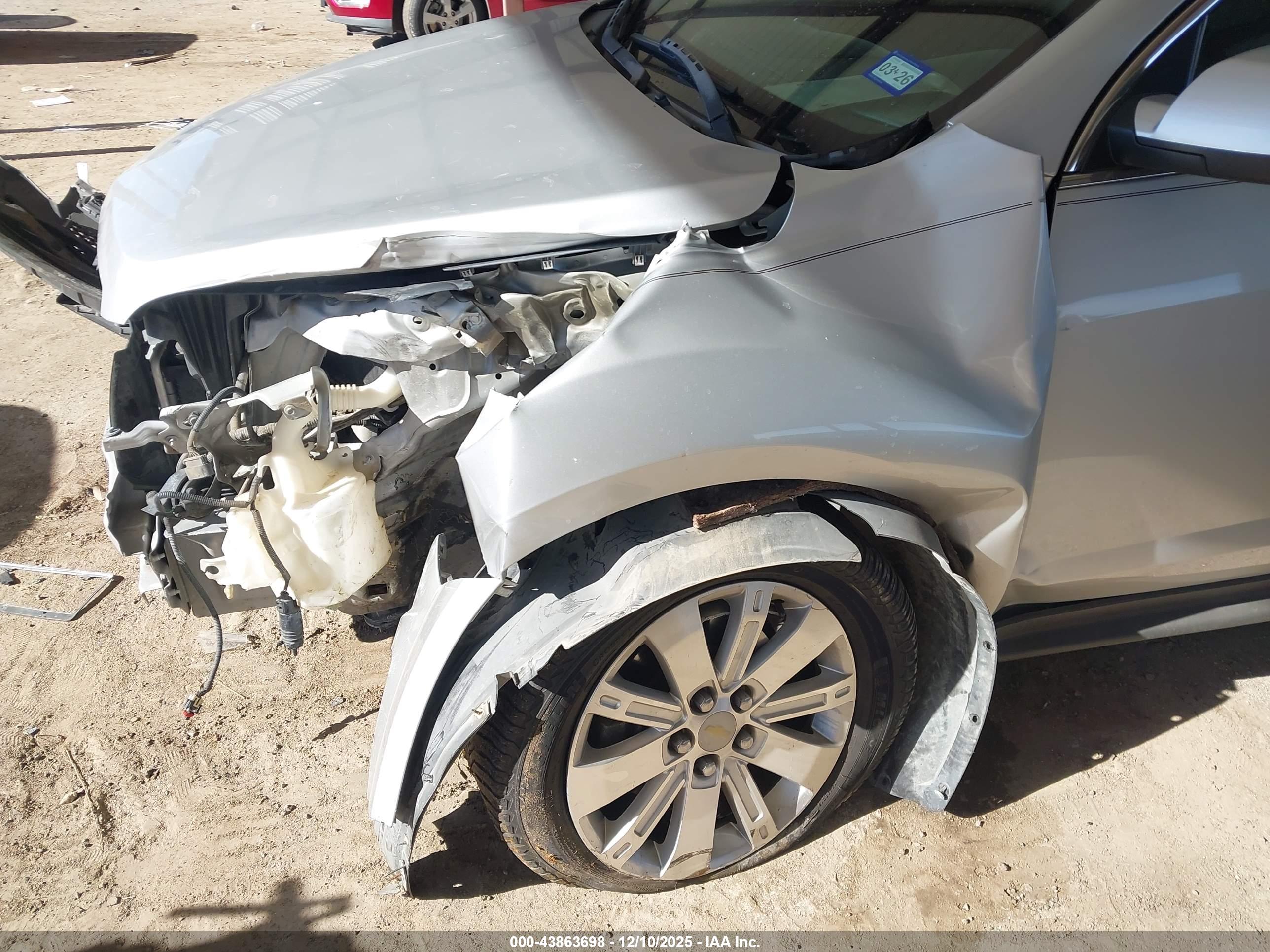 CHEVROLET EQUINOX image 6