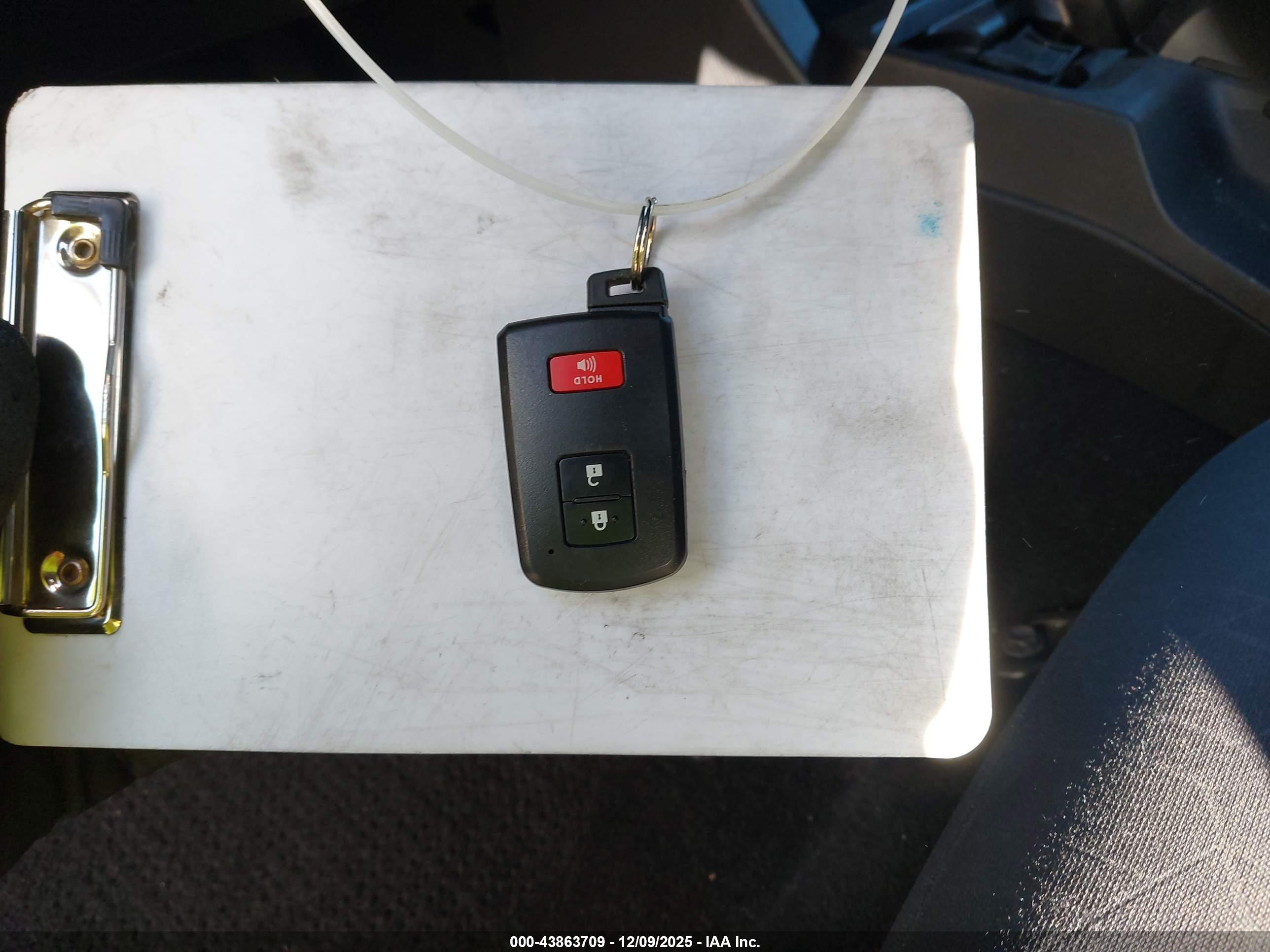 TOYOTA TACOMA image 11