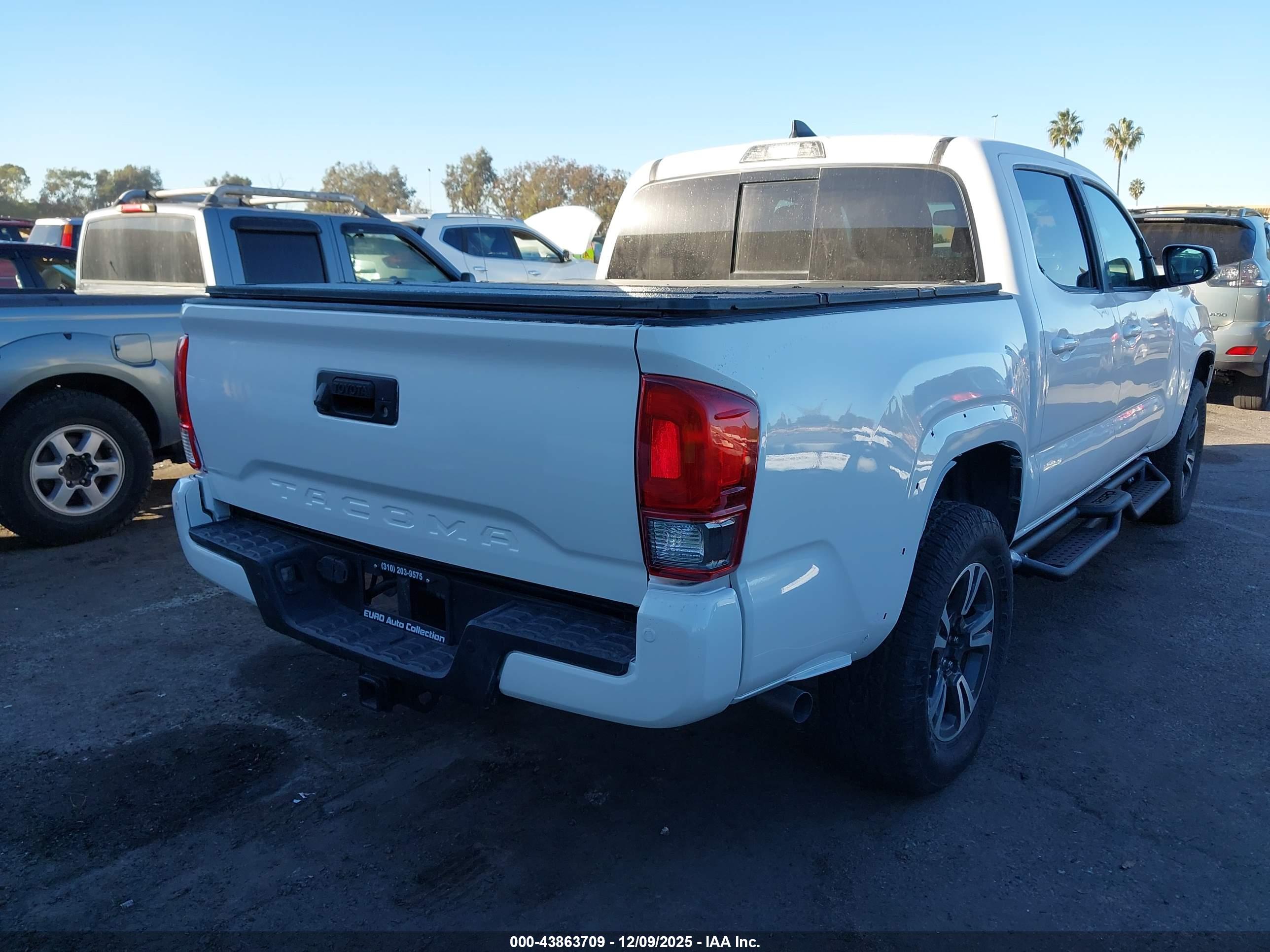 TOYOTA TACOMA image 4